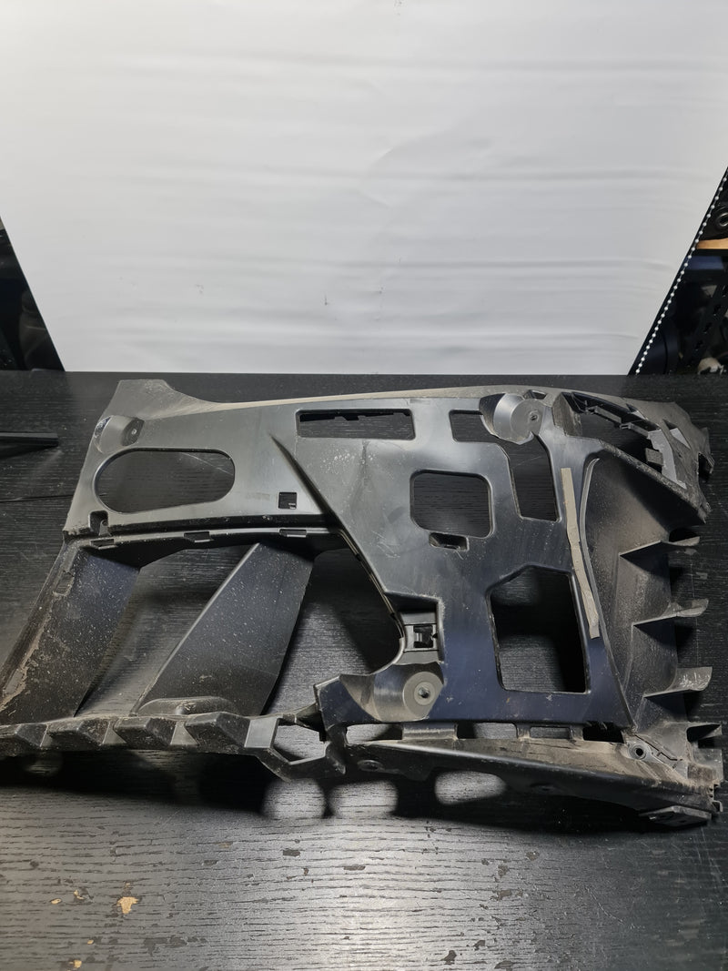 BMW M4 G82 Front Left Bumper Retainer Frame Bracket 51118069415 - MPerformance.parts