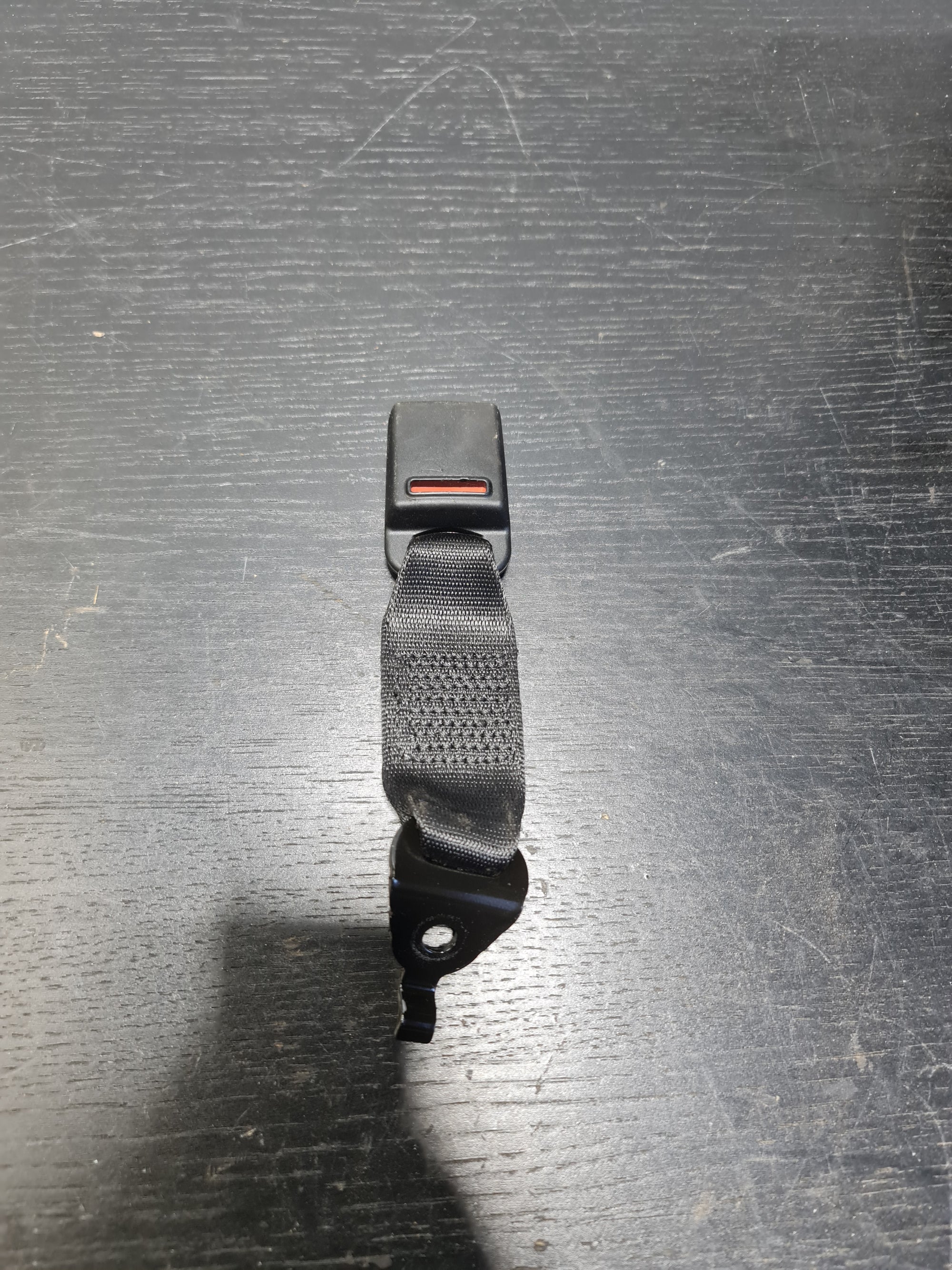 BMW 3 Rear Center Lower Seat Belt Buckle 72117259397 7259397 - MPerformance.parts
