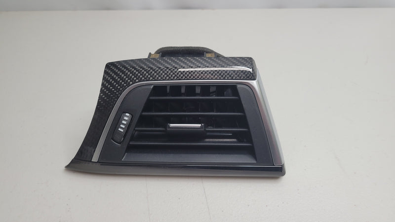 BMW F80 M3 - SERIES DRIVER SIDE FRONT AIR VENT 9231995-09 - MPerformance.parts