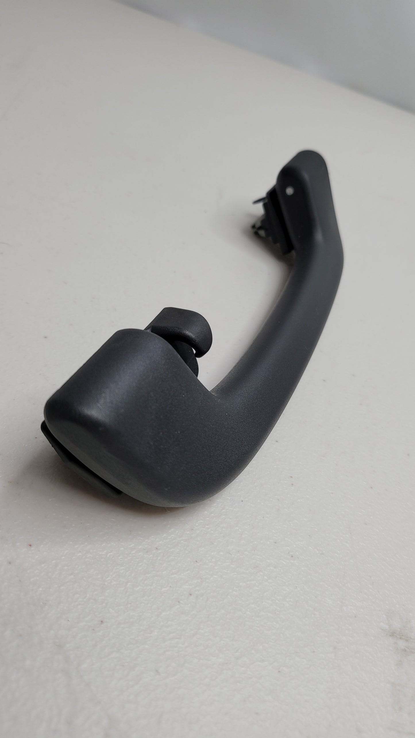 F80 Roof Grab Handle Arm Holder Black PA6GF30