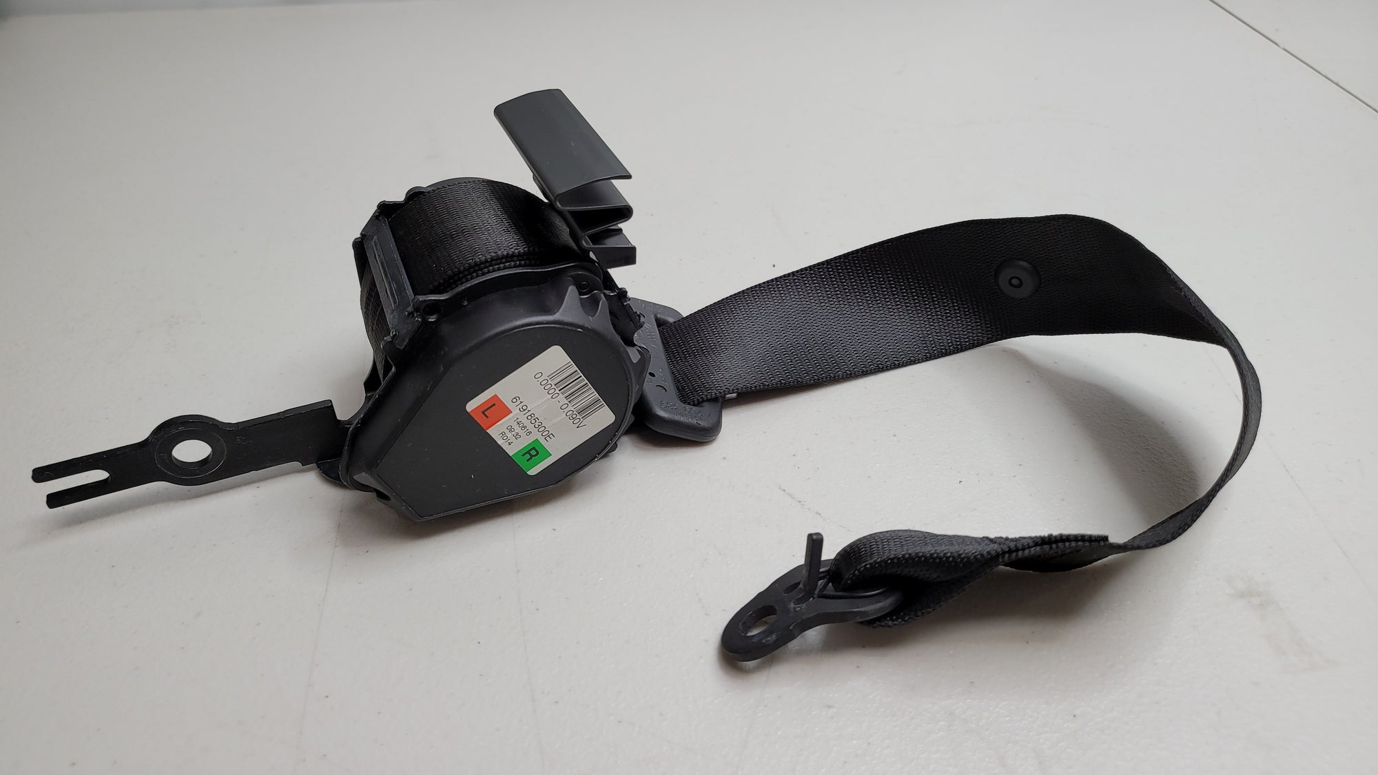 BMW 3 SERIES F80 PASSENGER REAR SEAT BELT 619185300E - MPerformance.parts
