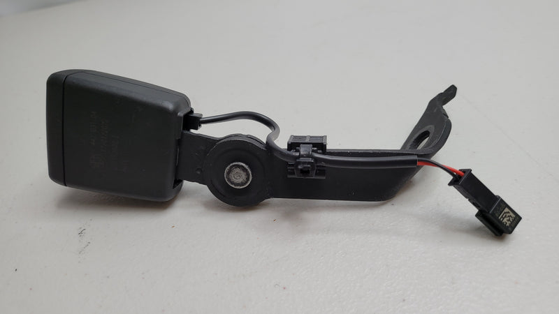 BMW G80 Seat Belt Buckle Rear 72117442031 - MPerformance.parts