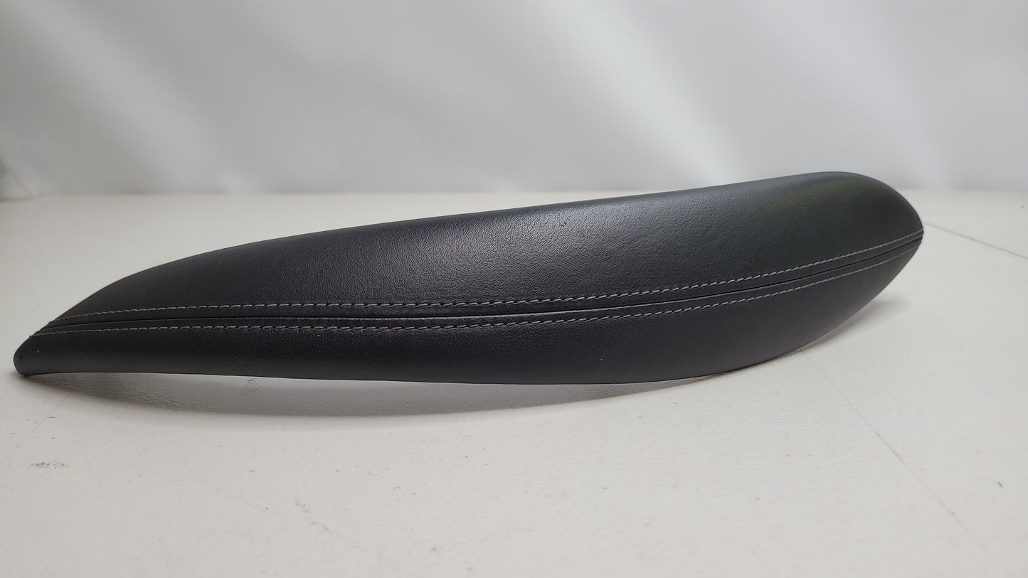 BMW F80 M3 Right Door Panel Pull Handle Leather Black 8057634-05 51418057634