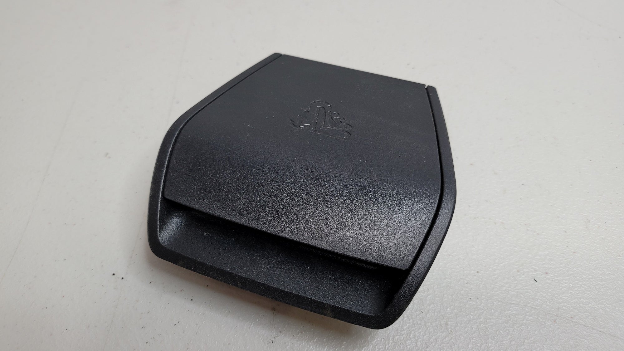 BMW 320I 328I F30 REAR 2ND ROW SEAT CHILD LOCK HOOK ANCHOR COVER OEM 51467256110 7256110 - MPerformance.parts