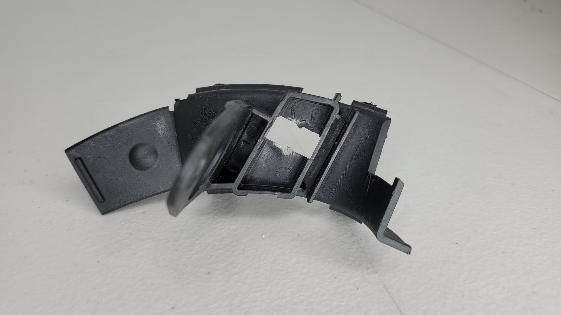 BMW F32 4 Series Wiring Harness Bracket Plastic 9276329 - MPerformance.parts