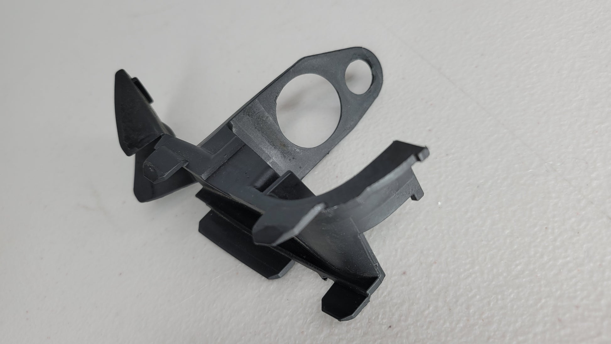 BMW F32 4 Series Wiring Harness Bracket Plastic 9276329 - MPerformance.parts