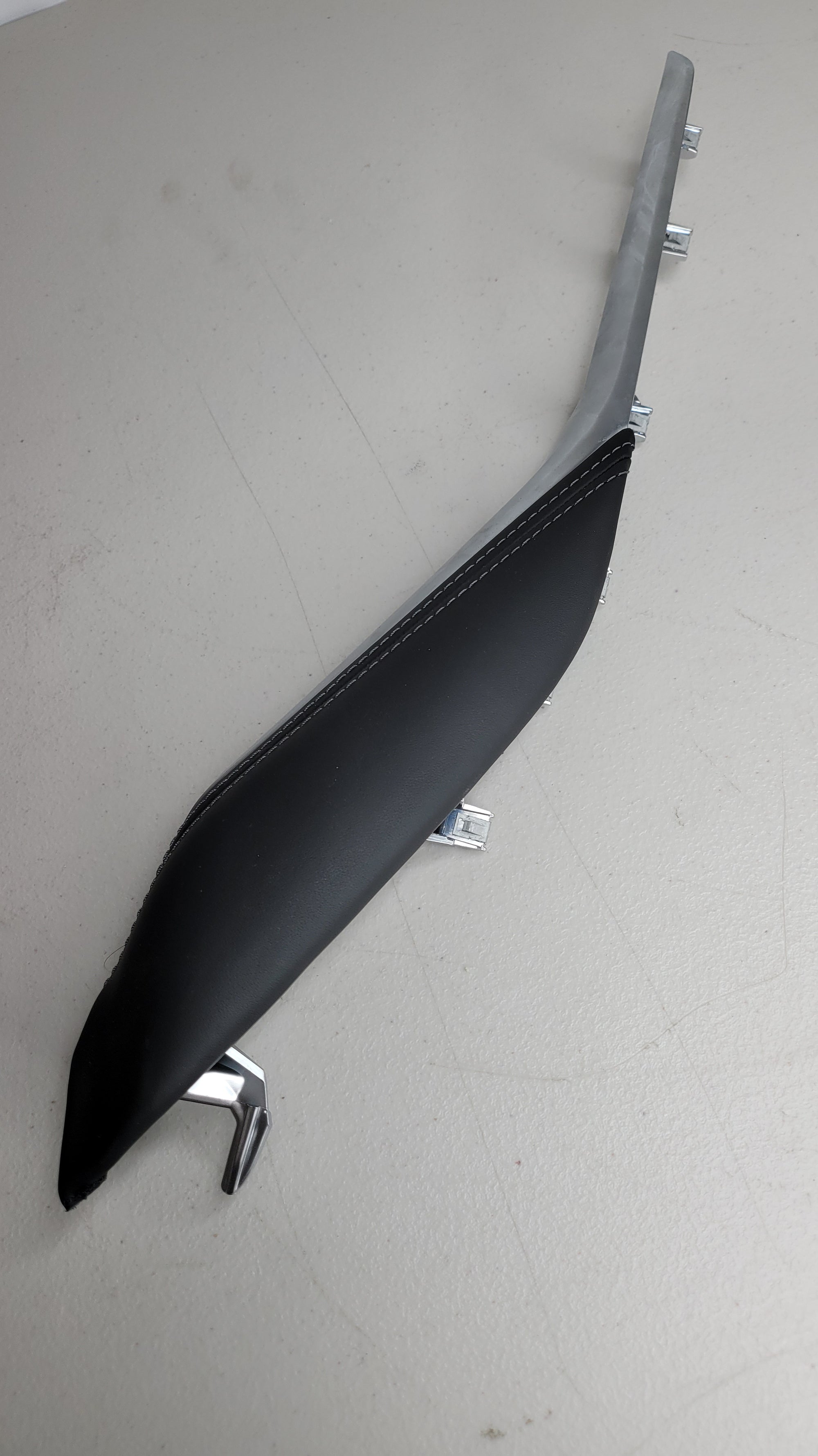 G80 M3 Passenger Knee Leather Panel - 9502528-03 - MPerformance.parts