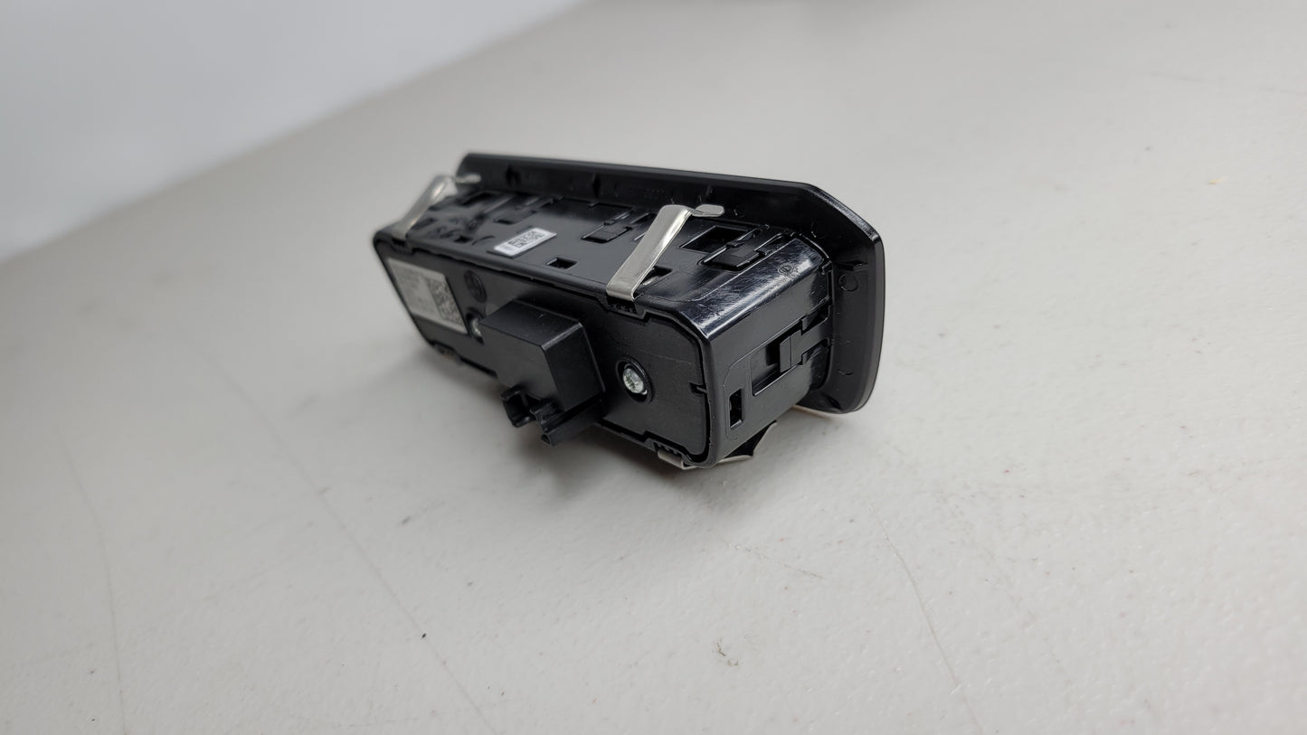 BMW G80 M3/4 Light Switch Control Unit 6131 5A16B19-01