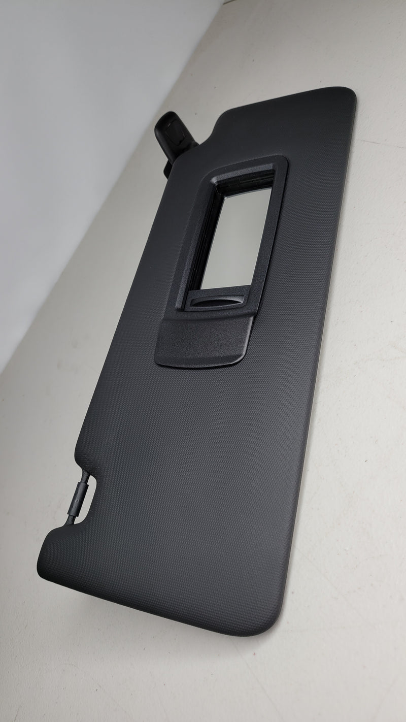 BMW M4 Competition G82 Sun visor right 8097332-04 - MPerformance.parts