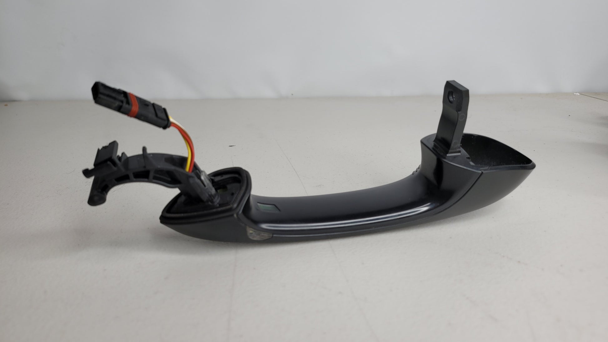 BMW G20 G30 F90 M5 M8 X5 COMFORT ACCESS Door Handle - MPerformance.parts