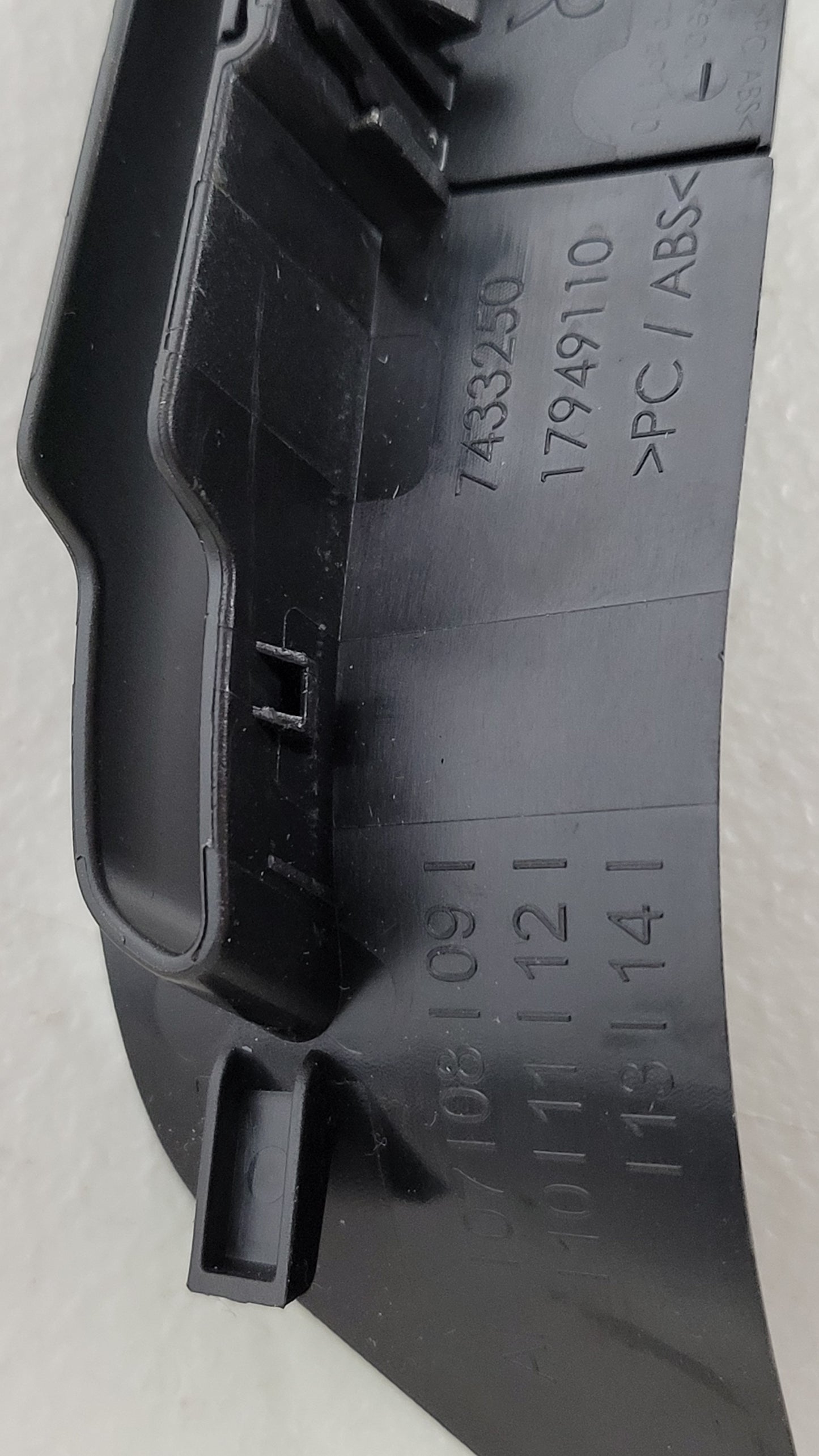 BMW M3 G80 - REAR Right SEAT BELT Guide / Outlet Cover 7433250 - MPerformance.parts
