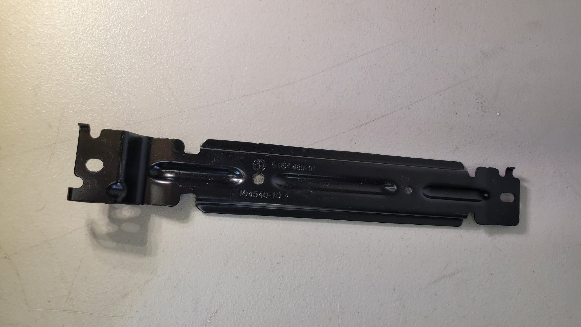 BMW G80 3 SERIES - 2019 2020 2021 2022 - BATTERY BRACKET HOLDER 6994489 - MPerformance.parts