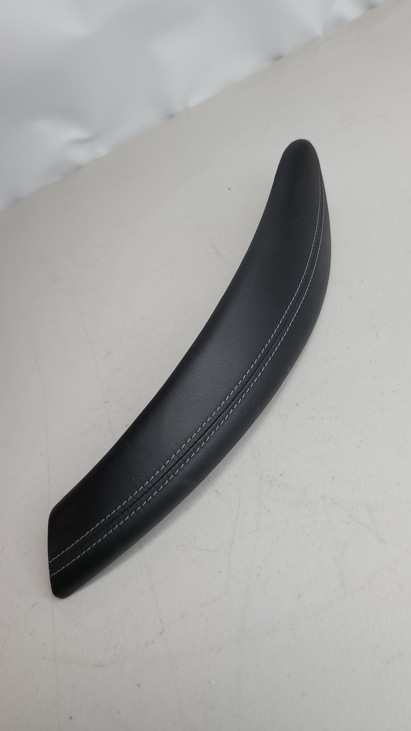 BMW F80 M3 Right Door Panel Pull Handle Leather Black 8057634-05 - MPerformance.parts