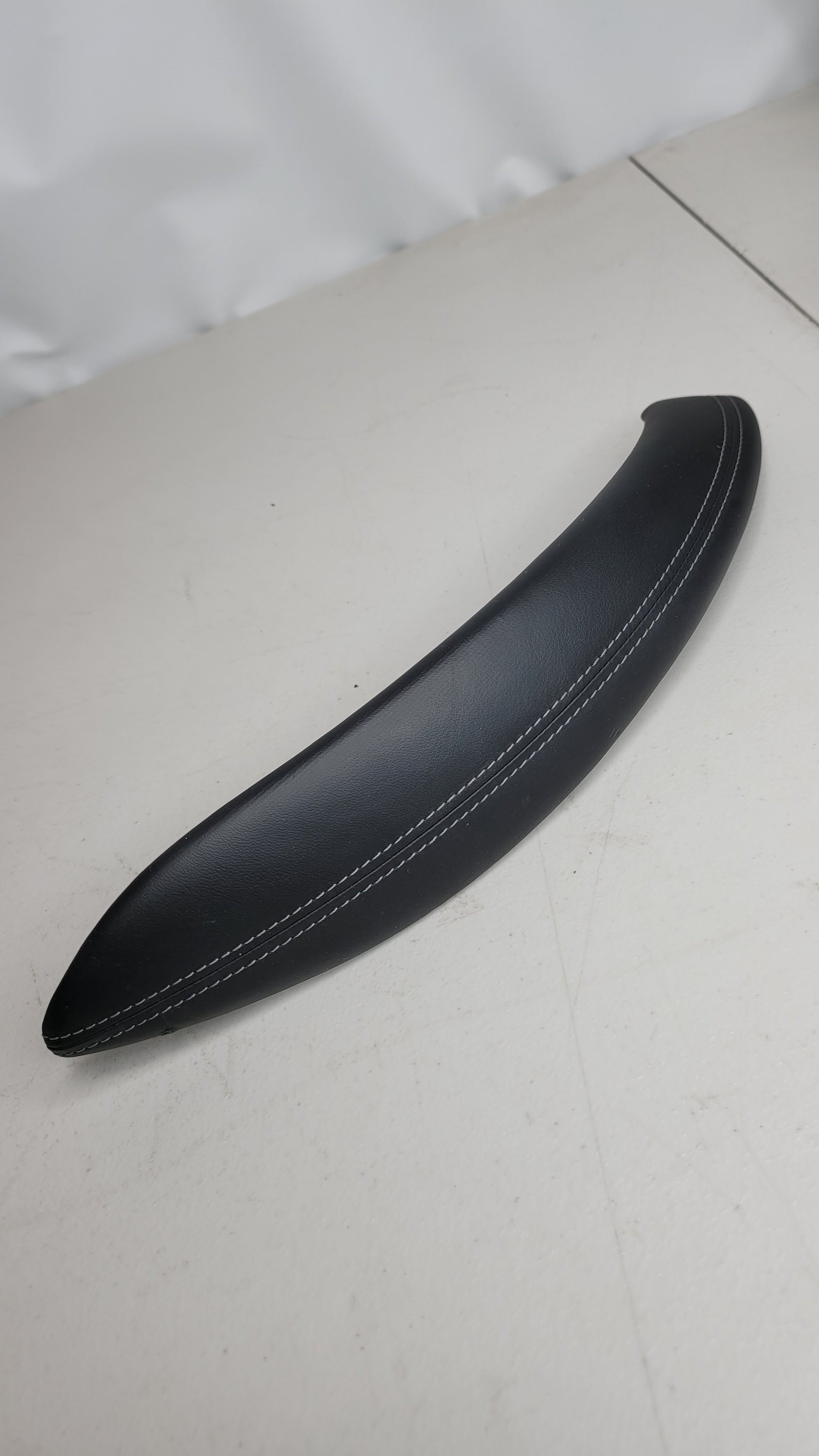 BMW F80 F82 M3 M4 Left Front Door Panel Pull Handle Leather Black 8057633-05 - MPerformance.parts
