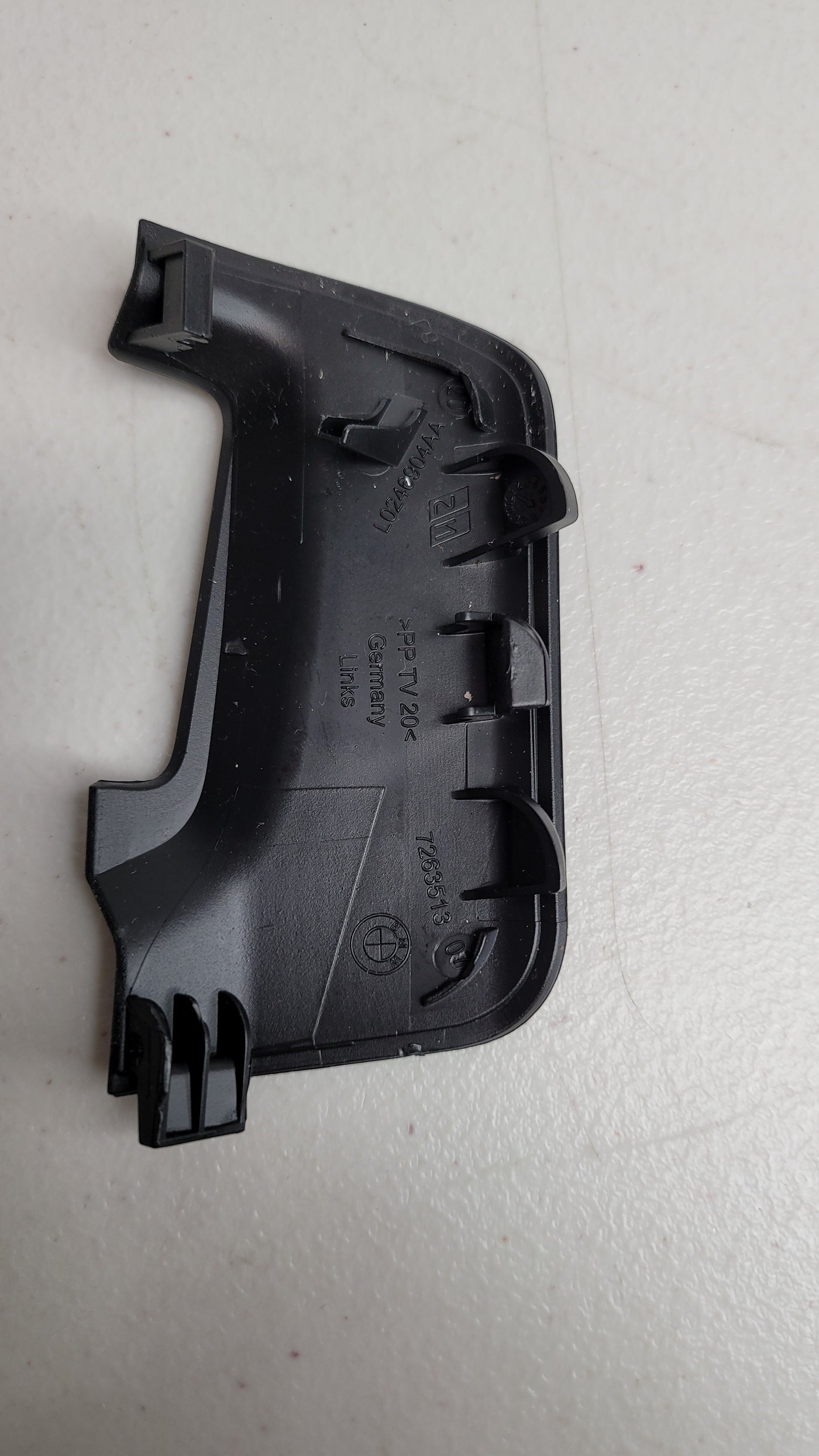 BMW M3 F80 Front LEFT SEAT BELT Cover / TRIM 7263513 - MPerformance.parts