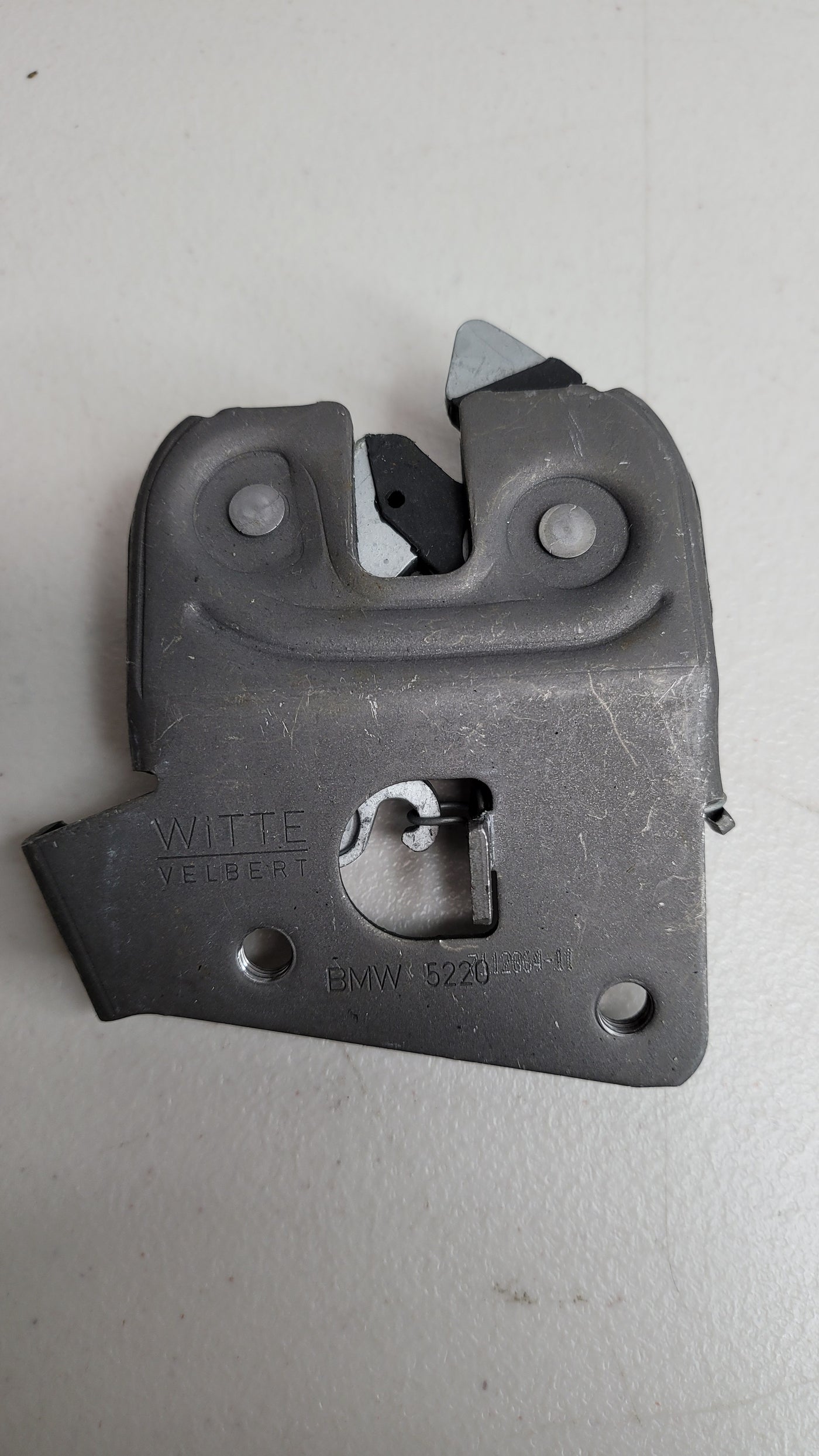 BMW M3 G80 Rear Seat Lock Release Latch 5220 7112864 - MPerformance.parts