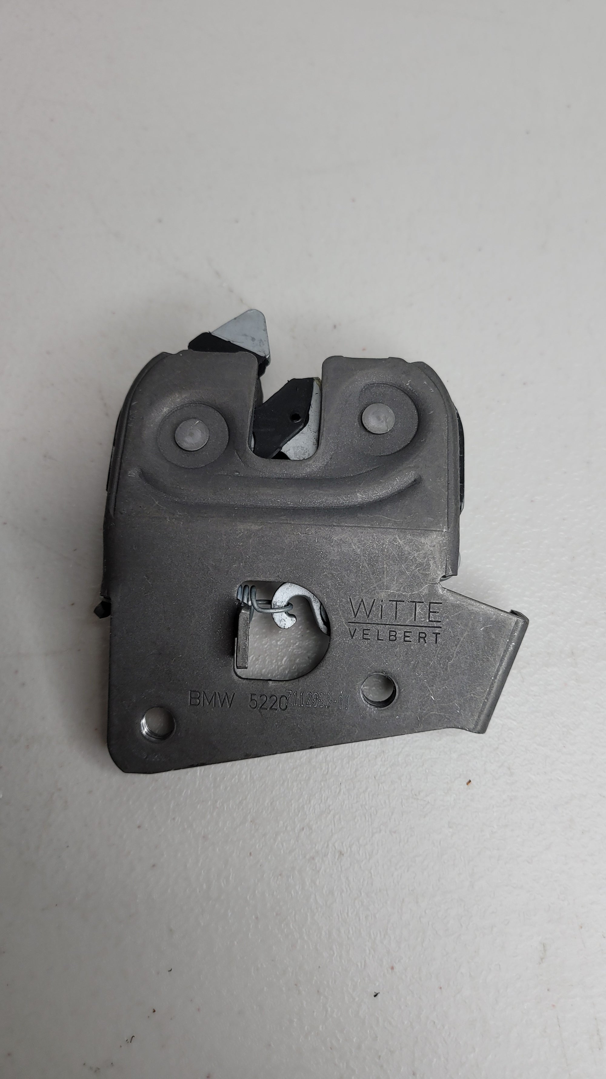BMW M3 G80 Rear Seat Lock Release Latch 5220 7112863 - MPerformance.parts