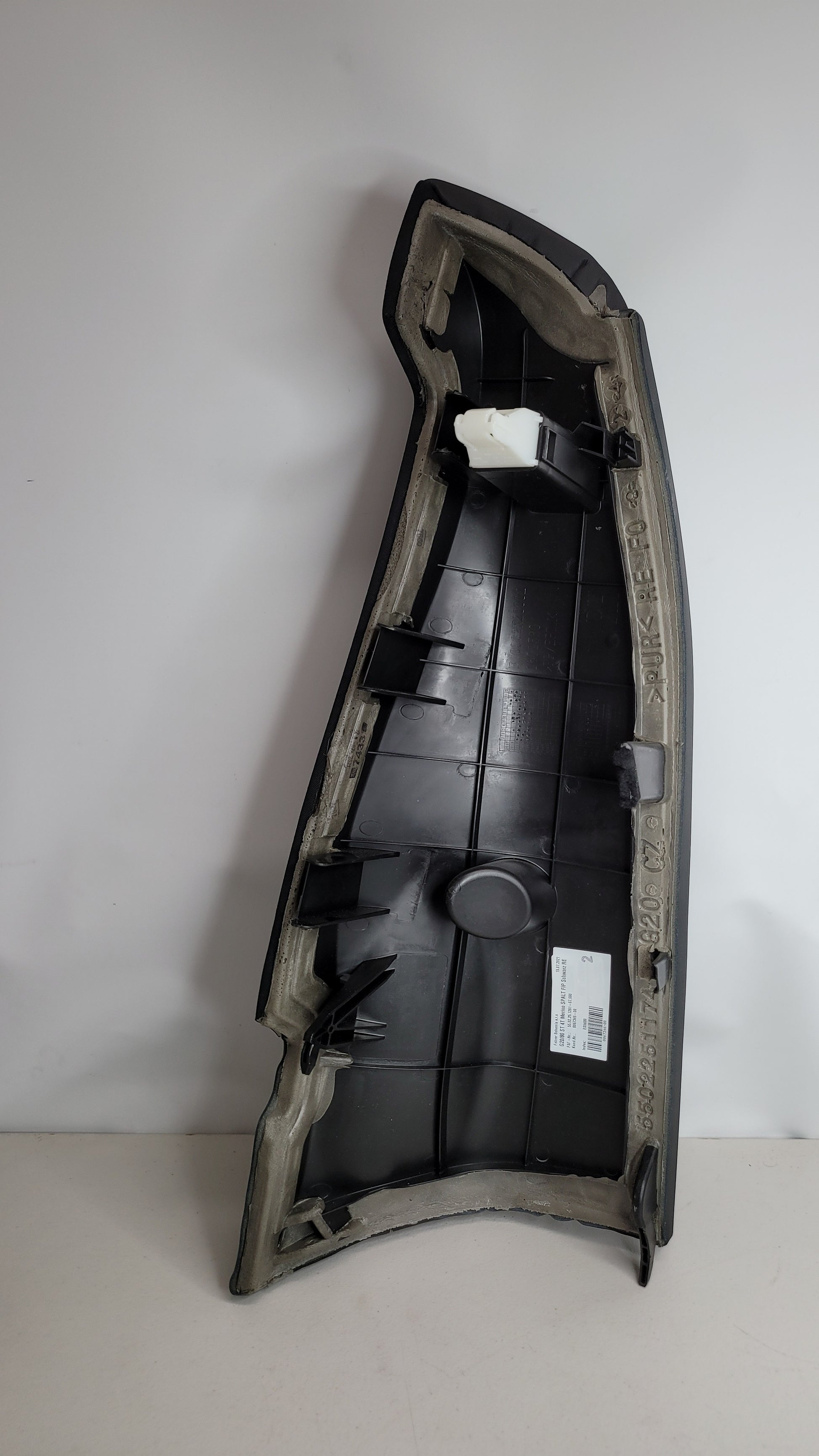 BMW M3 Bolster Leather Trim 8067346-02 - MPerformance.parts