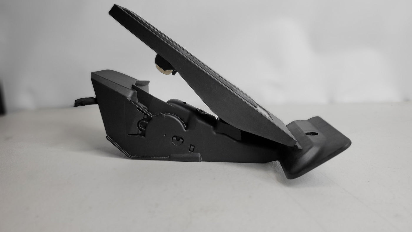BMW G80 Throttle Pedal 6889820 M3 2021 RHD - MPerformance.parts