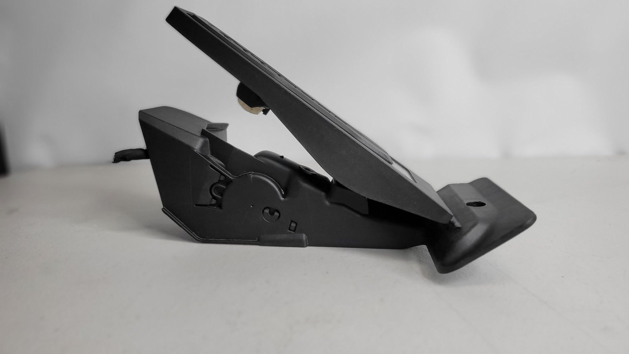 BMW G80 Throttle Pedal 6889820 M3 2021 RHD - MPerformance.parts