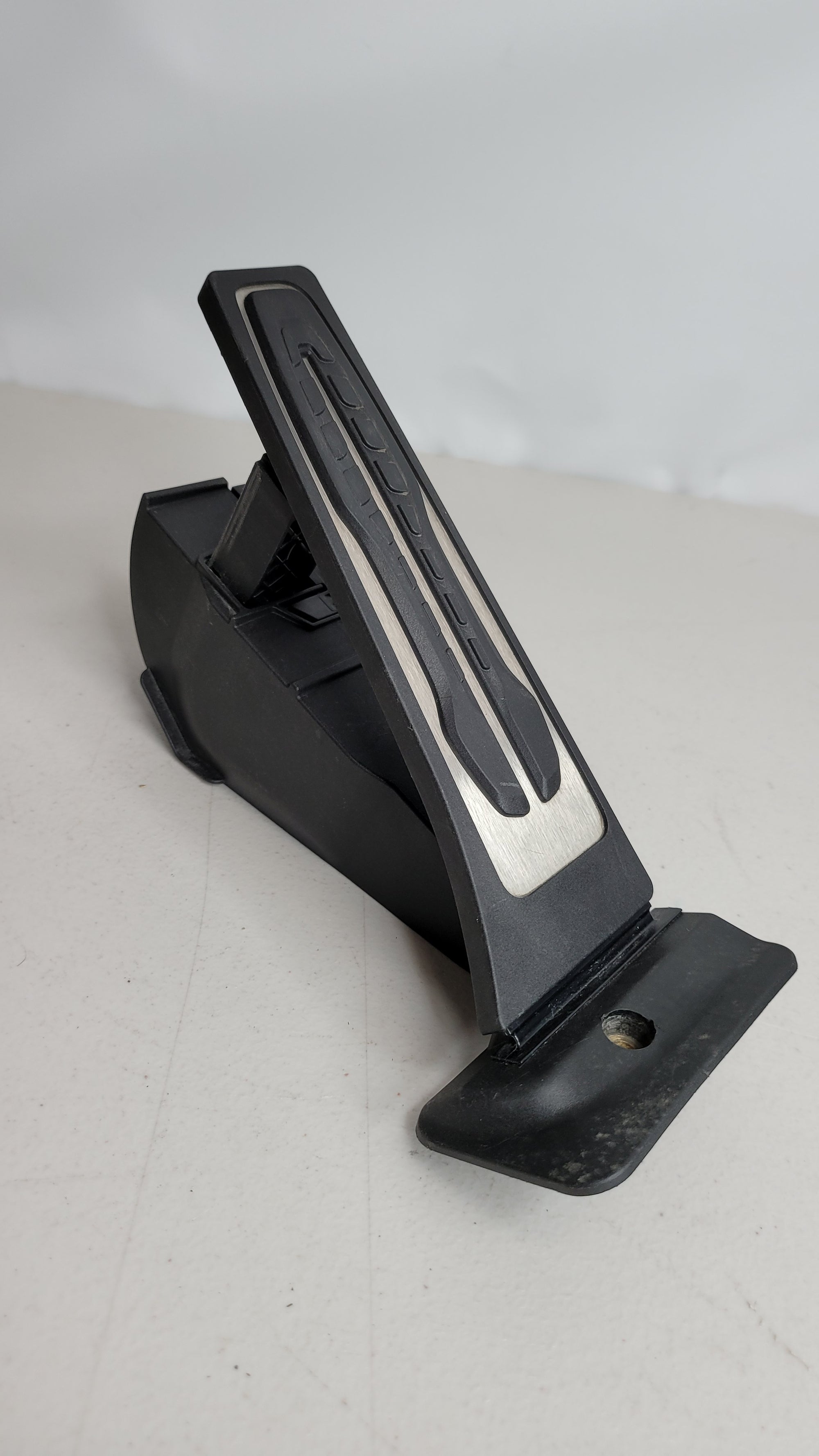 BMW G80 Throttle Pedal 6889825 M3 2021 RHD - MPerformance.parts
