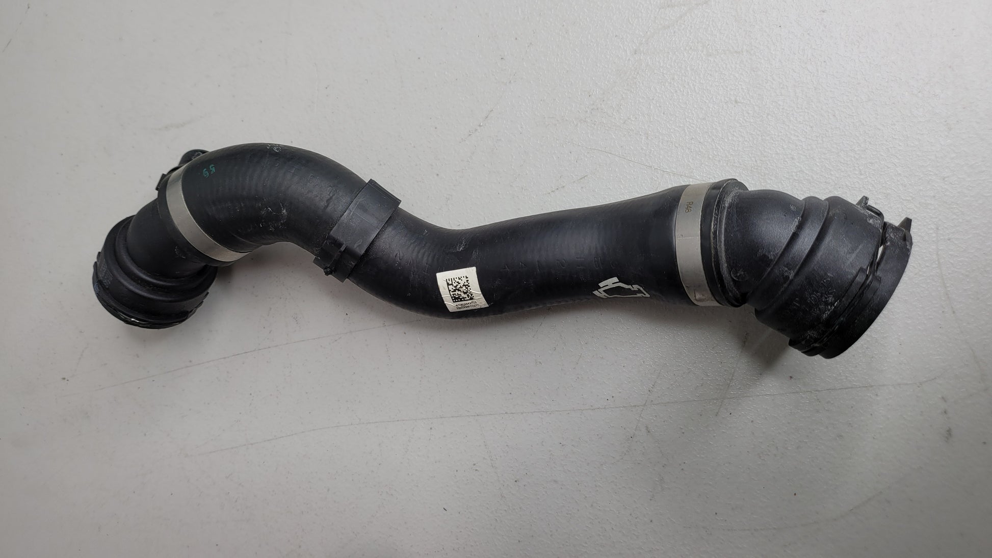 Genuine BMW Lower Hose 17128096427 - MPerformance.parts
