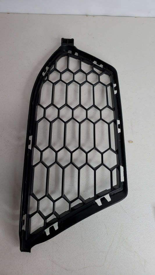 BMW COUPE G82 M4 FRONT BUMPER RIGHT AIR GRILLE 51118069440 - MPerformance.parts