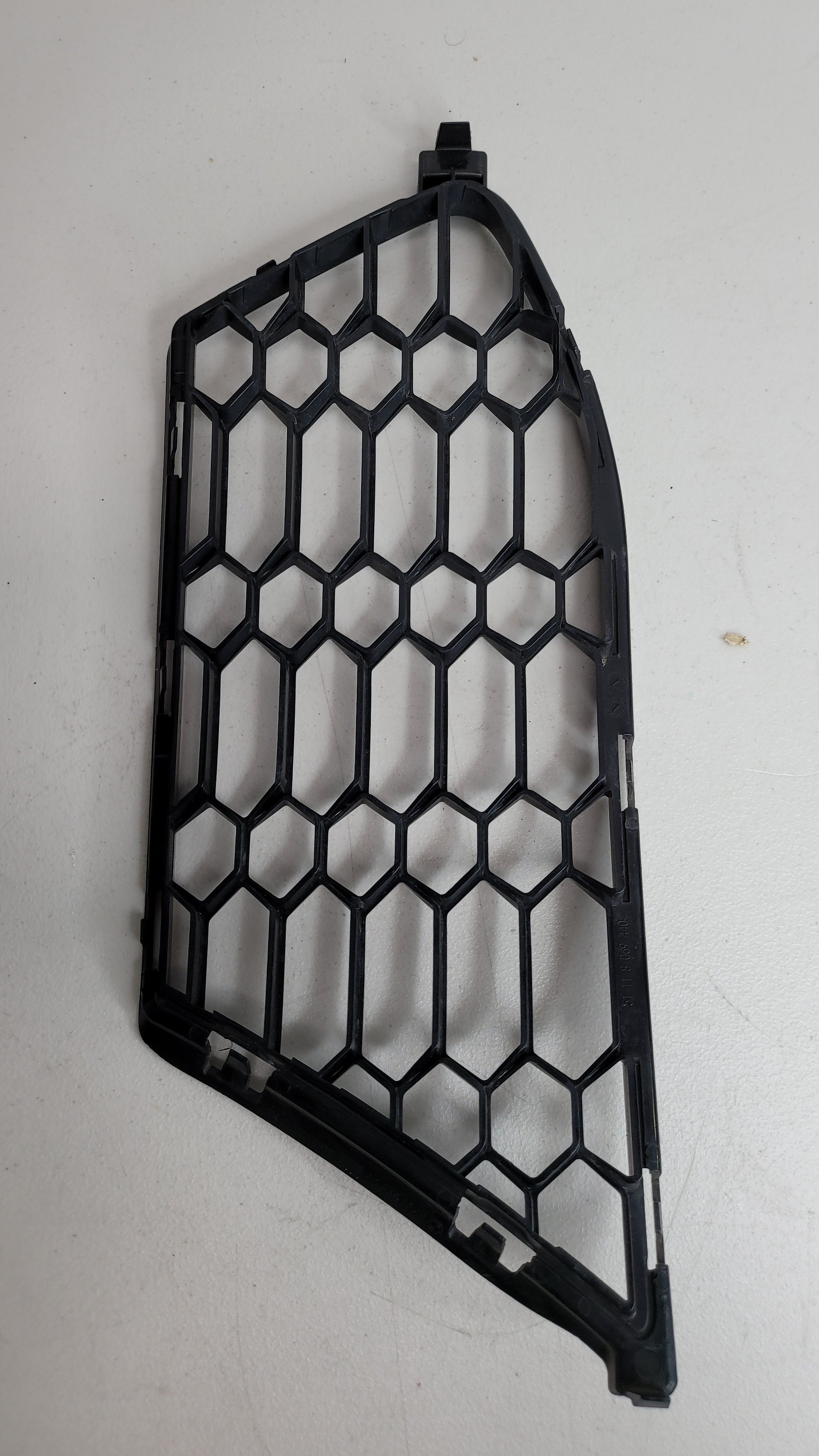 BMW COUPE G82 M4 FRONT BUMPER RIGHT AIR GRILLE 51118069440 - MPerformance.parts