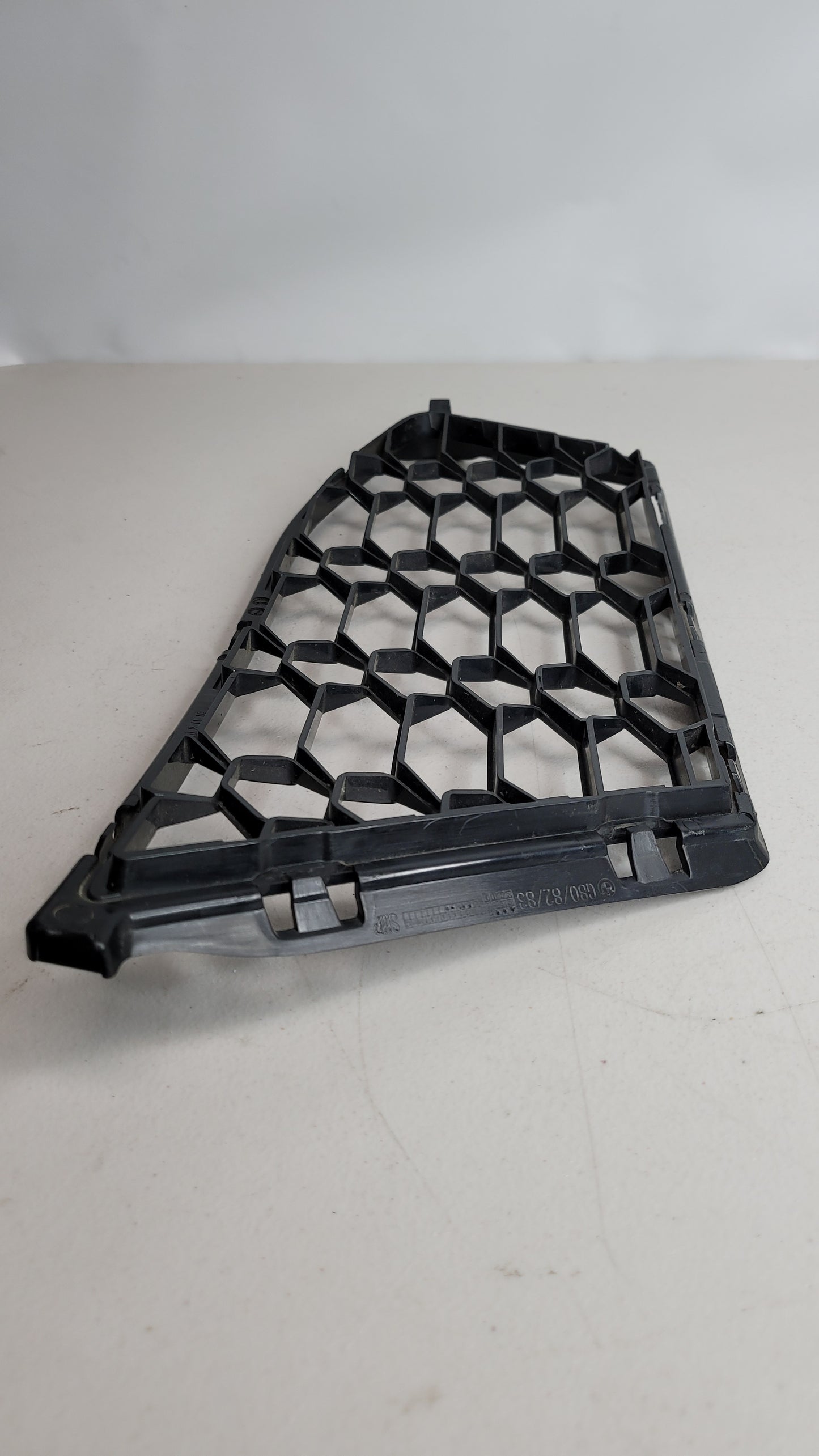 BMW M4 COUPE G82 FRONT LEFT BUMPER GRILLE 51118069439 - MPerformance.parts