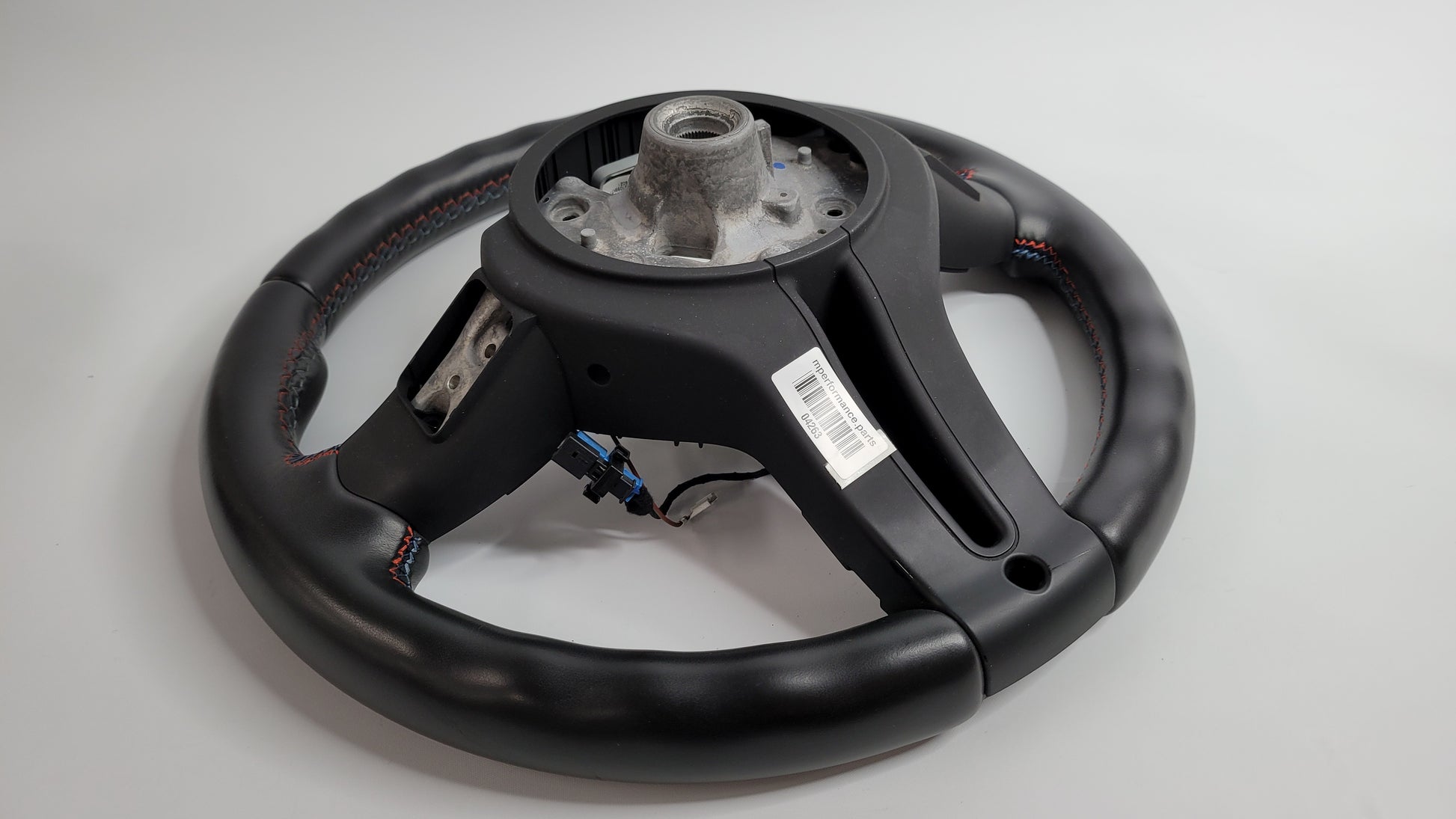BMW M F8x Leather Steering Wheel 308301464001-ac - MPerformance.parts