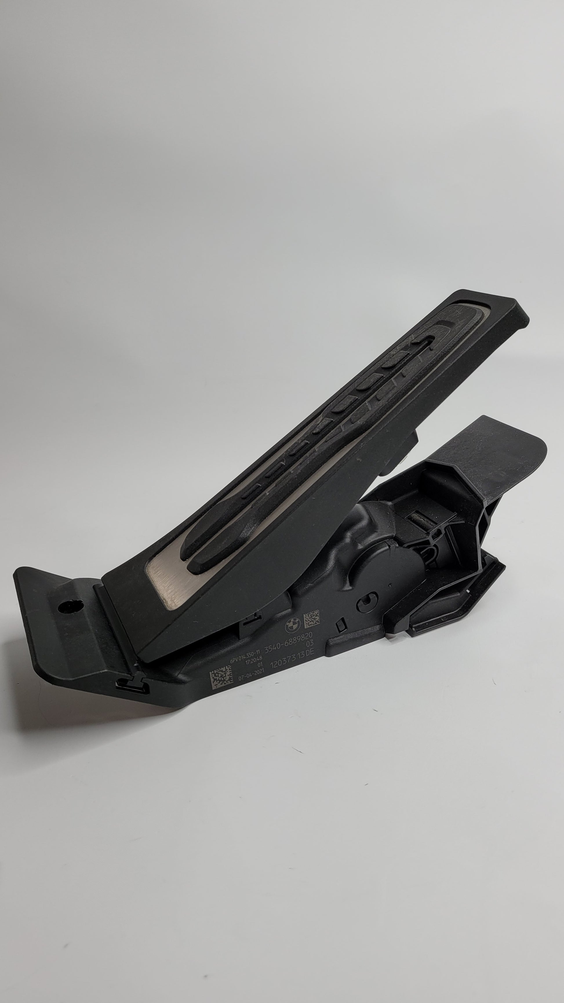 BMW M3 G80 ACCELERATOR PEDAL - 3540-6889820 - MPerformance.parts