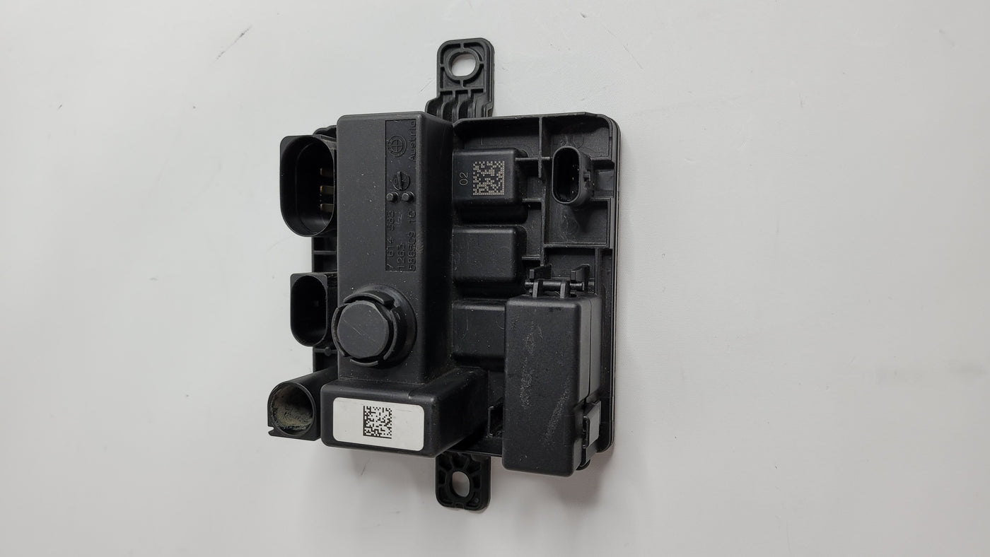 BMW M3 F80 INTEGRATED SUPPLY MODULE 7614585 - MPerformance.parts