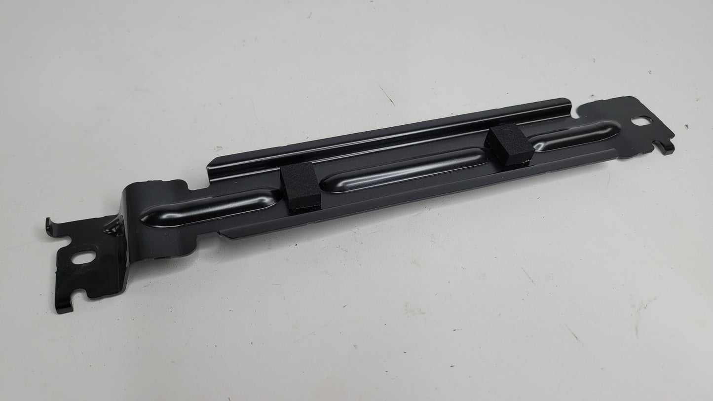 BMW 3 SERIES G20 - 2018 2019 2020 2021 - BATTERY HOLD DOWN CLAMP 194540-10 - MPerformance.parts