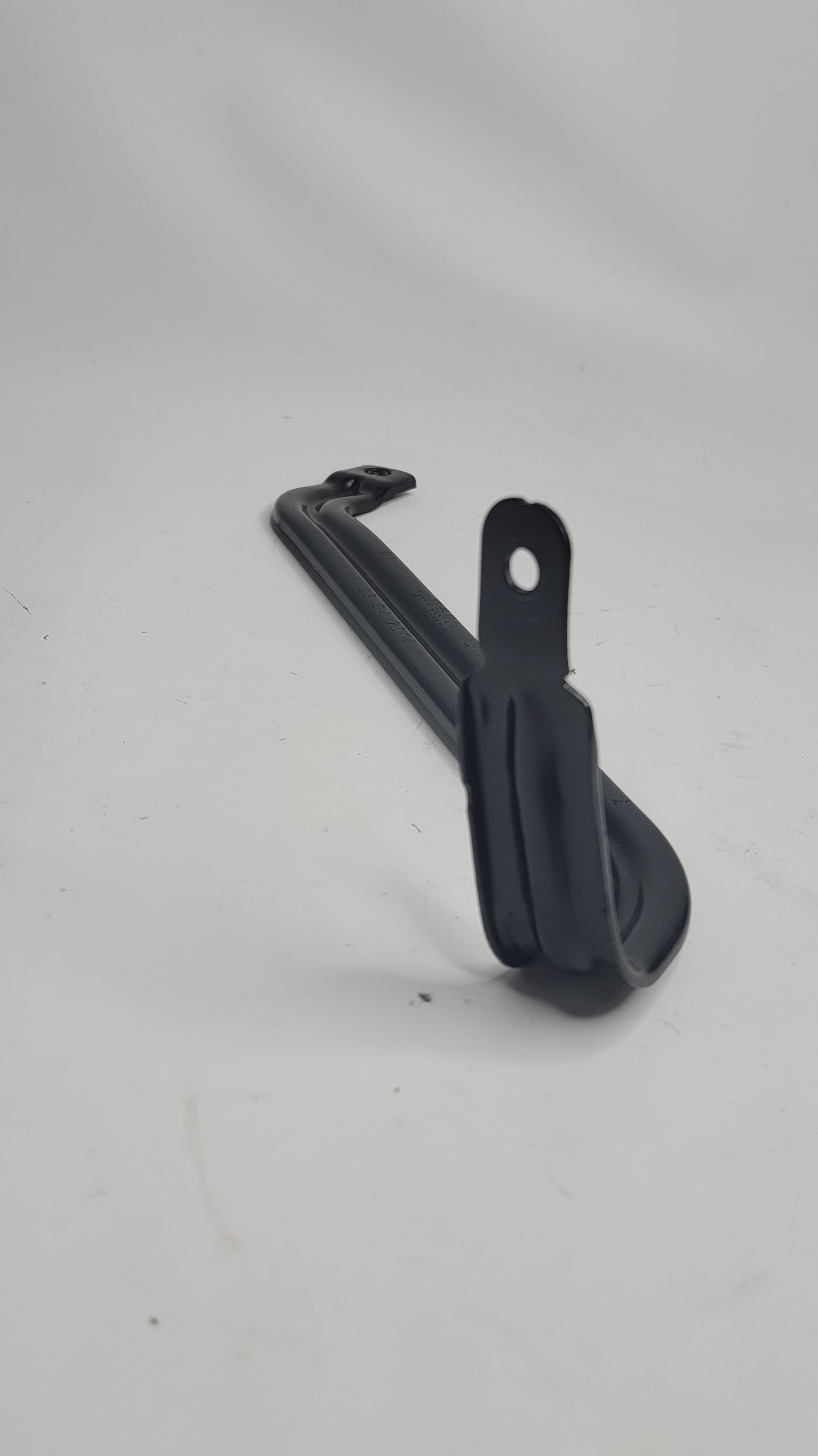 BMW M3 F80 - Battery TIE DOWN Bracket 7601939 - MPerformance.parts