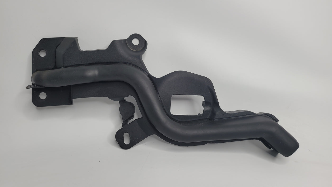 BMW G80 G81 M3 G82 G83 M4 LEFT SIDE ENGINE COMPARTMENT RUBBER 8075015 - MPerformance.parts