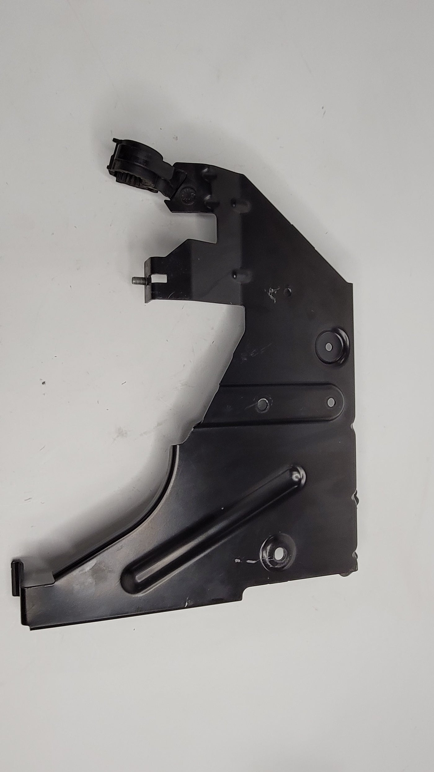 BMW M3 G87 G80 G81 G82 AIR CONDITION CONDENSER BRACKET - 8088926 - MPerformance.parts