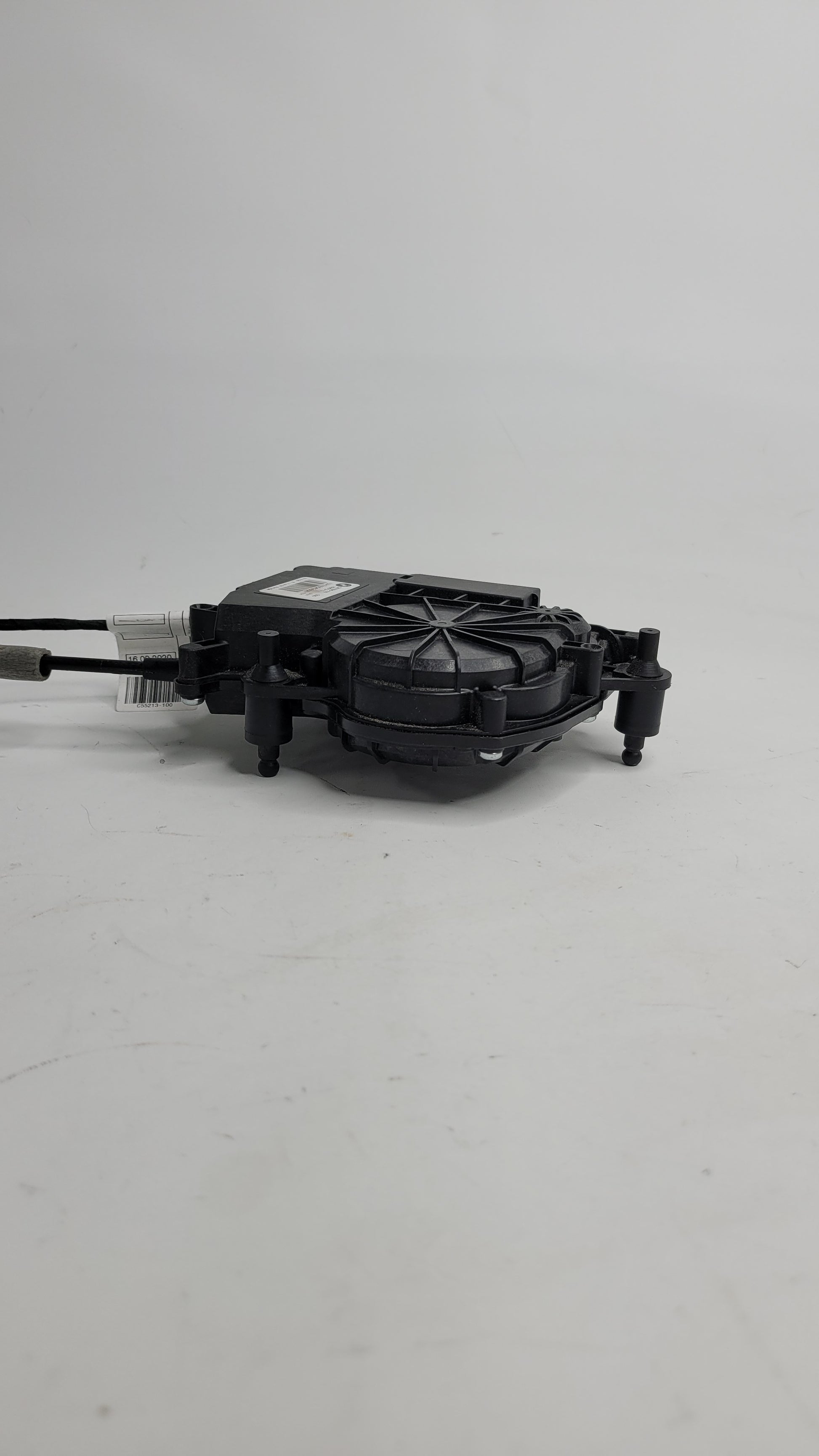 BMW M3 COMPETITION G80 M3 TAILGATE TRUNK MOTOR ACTUATOR - 163672-10 - MPerformance.parts