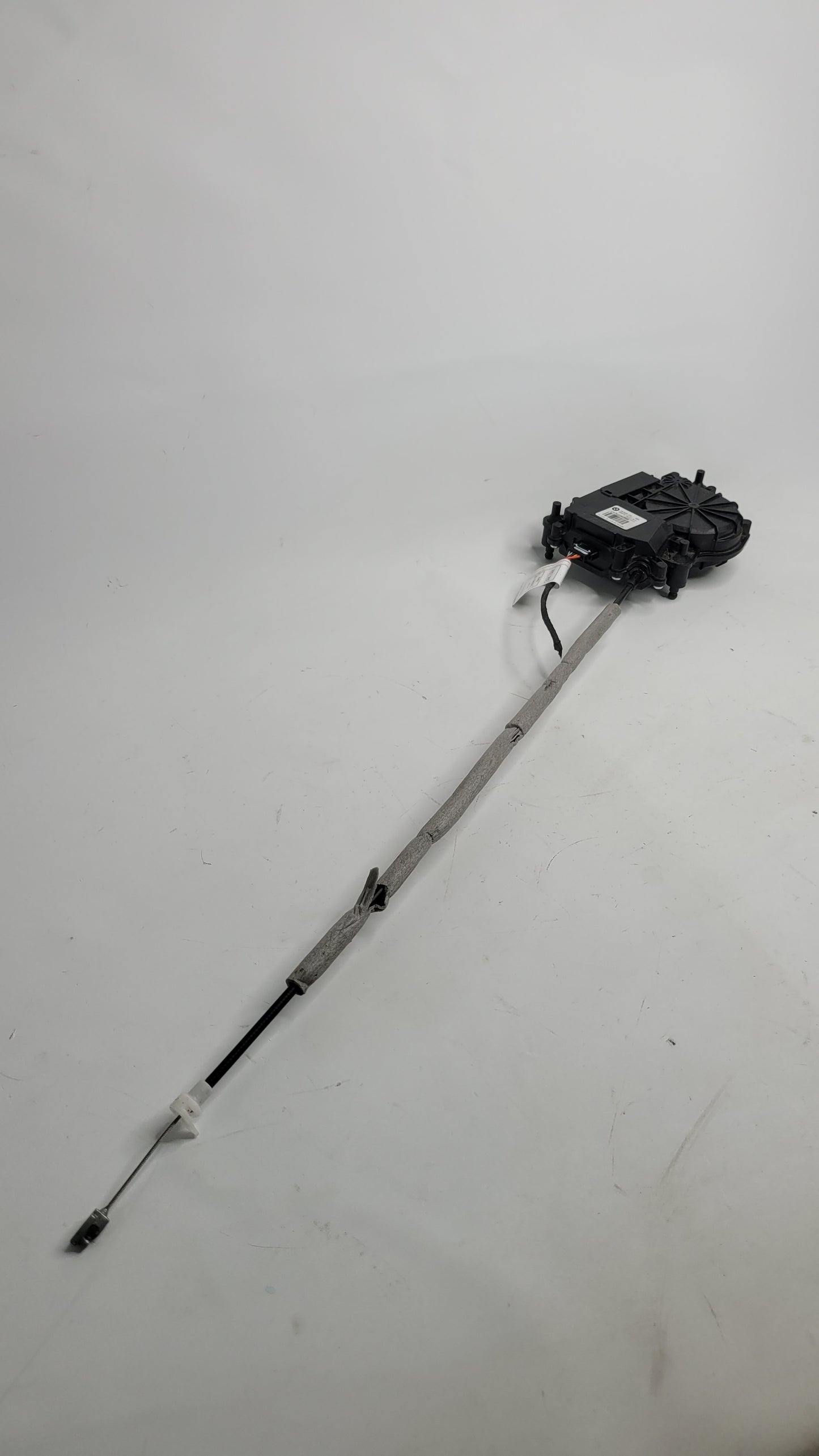 BMW M3 COMPETITION G80 M3 TAILGATE TRUNK MOTOR ACTUATOR - 163672-10 - MPerformance.parts