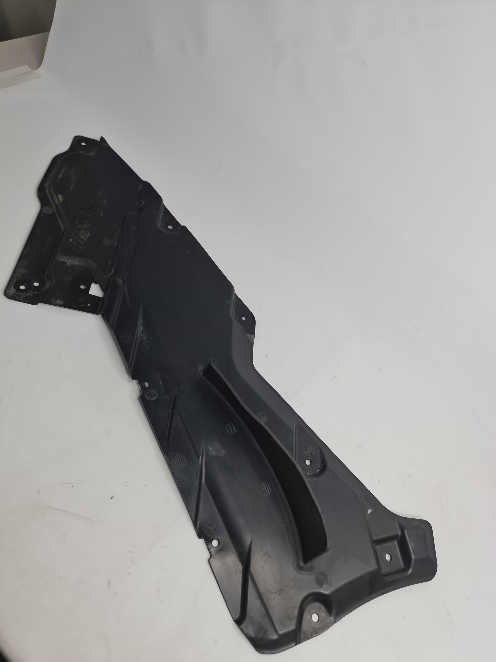 BMW M3 M4 G80 G82 G83 UNDERBODY PANELLING TRIM LEFT SIDE 8080539 - MPerformance.parts