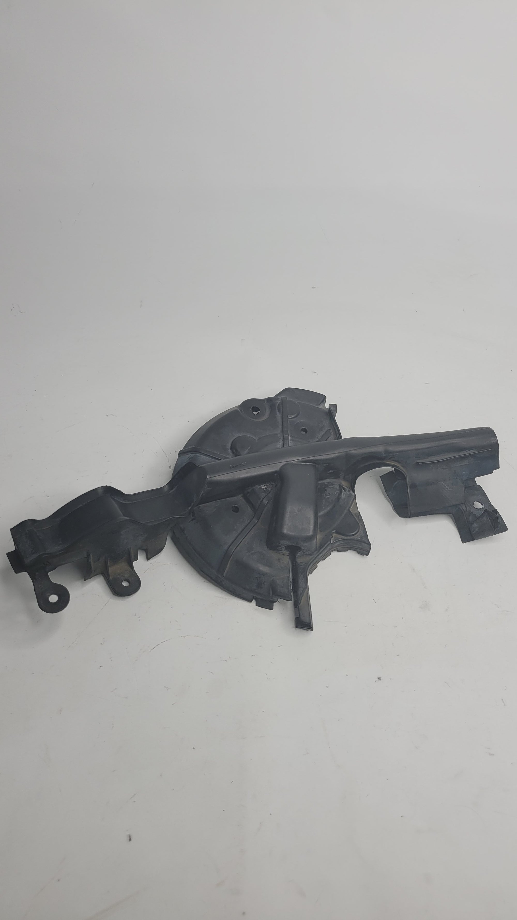 BMW M3 M4 F80 F82 F83 LEFT - Engine / HOOD SEAL 8066661 - MPerformance.parts
