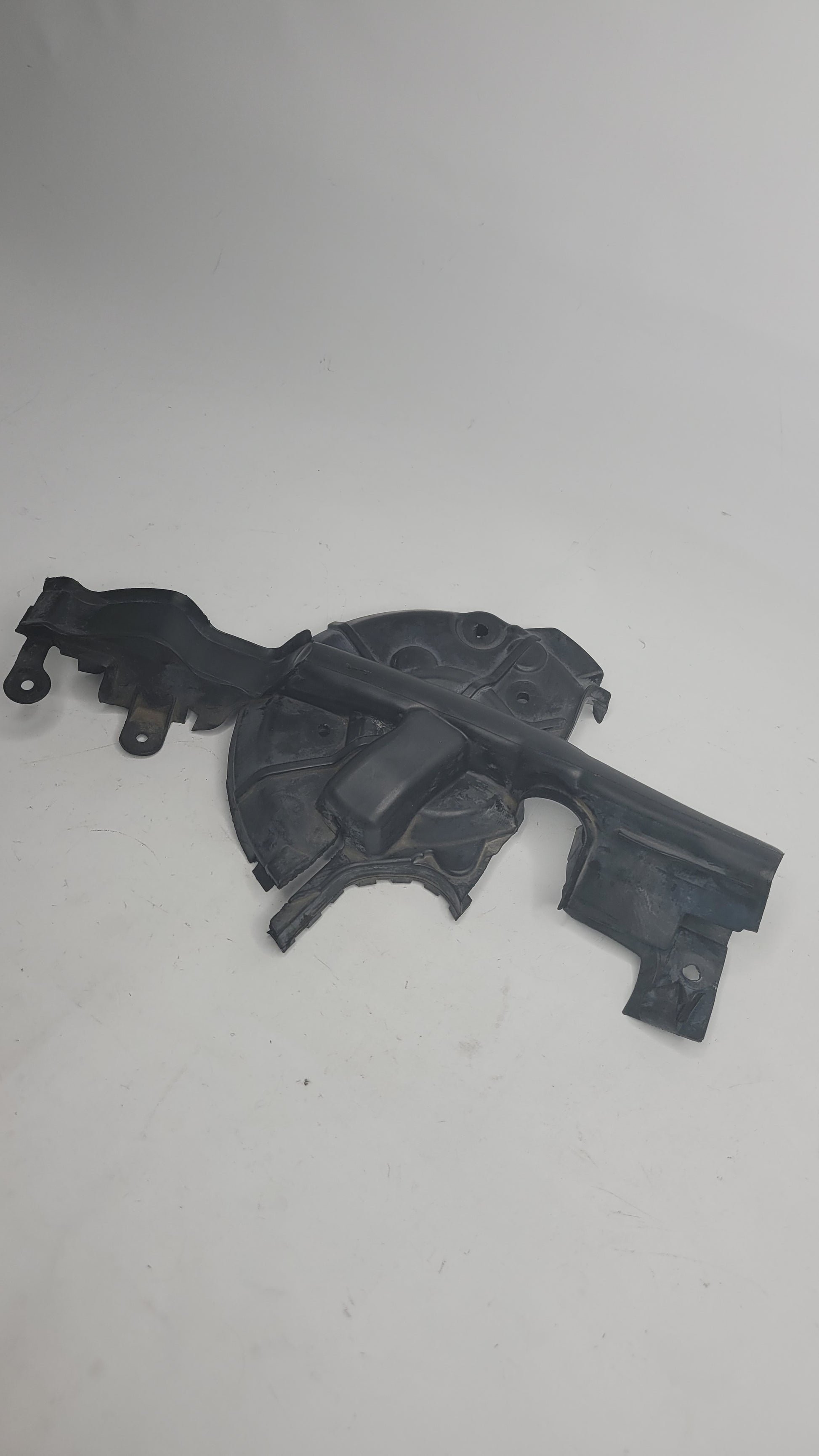 BMW M3 M4 F80 F82 F83 LEFT - Engine / HOOD SEAL 8066661 - MPerformance.parts