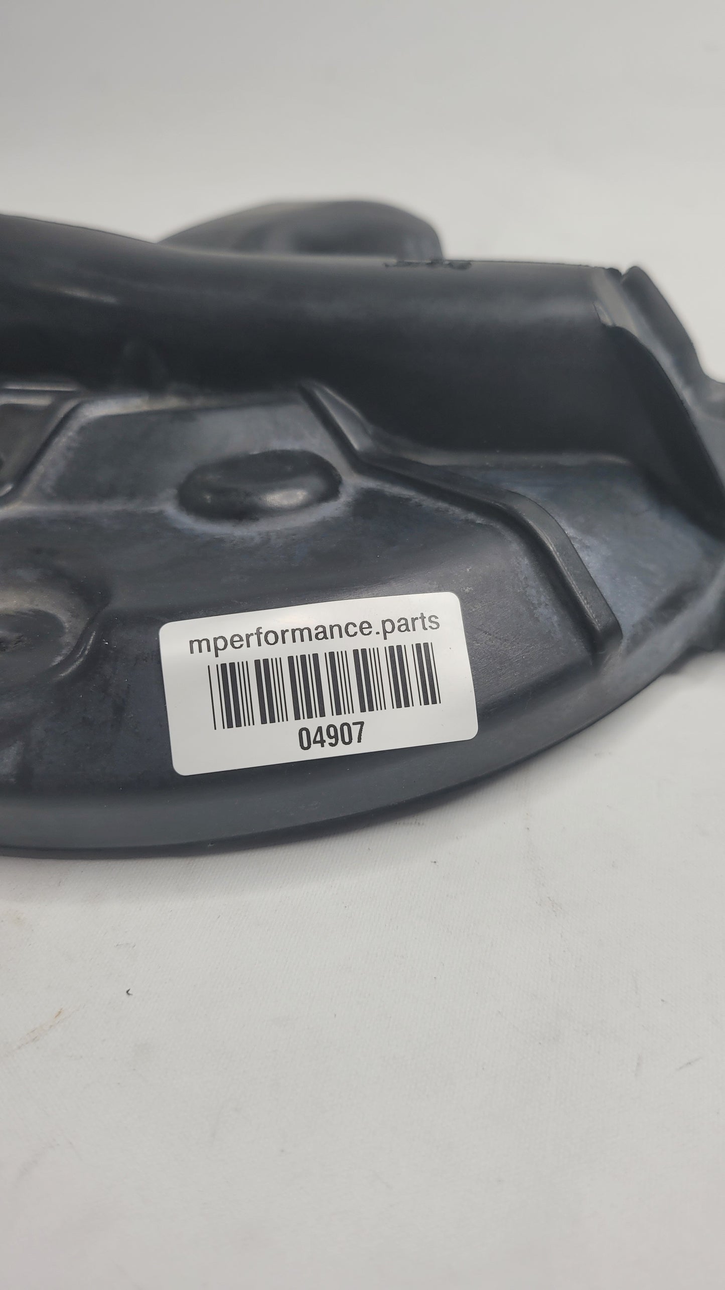BMW M3 M4 F80 F82 F83 LEFT - Engine / HOOD SEAL 8066661 - MPerformance.parts