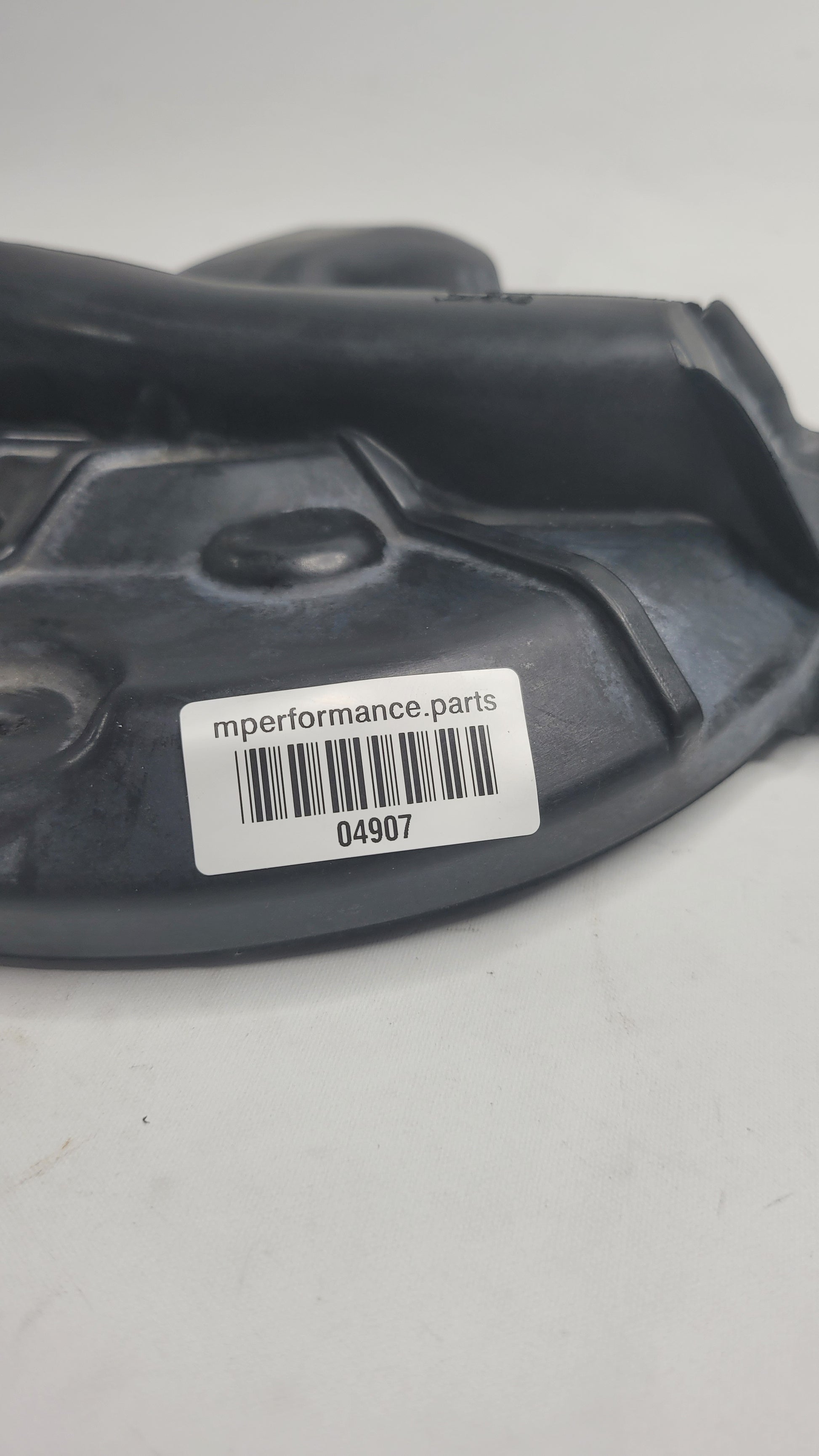 BMW M3 M4 F80 F82 F83 LEFT - Engine / HOOD SEAL 8066661 - MPerformance.parts