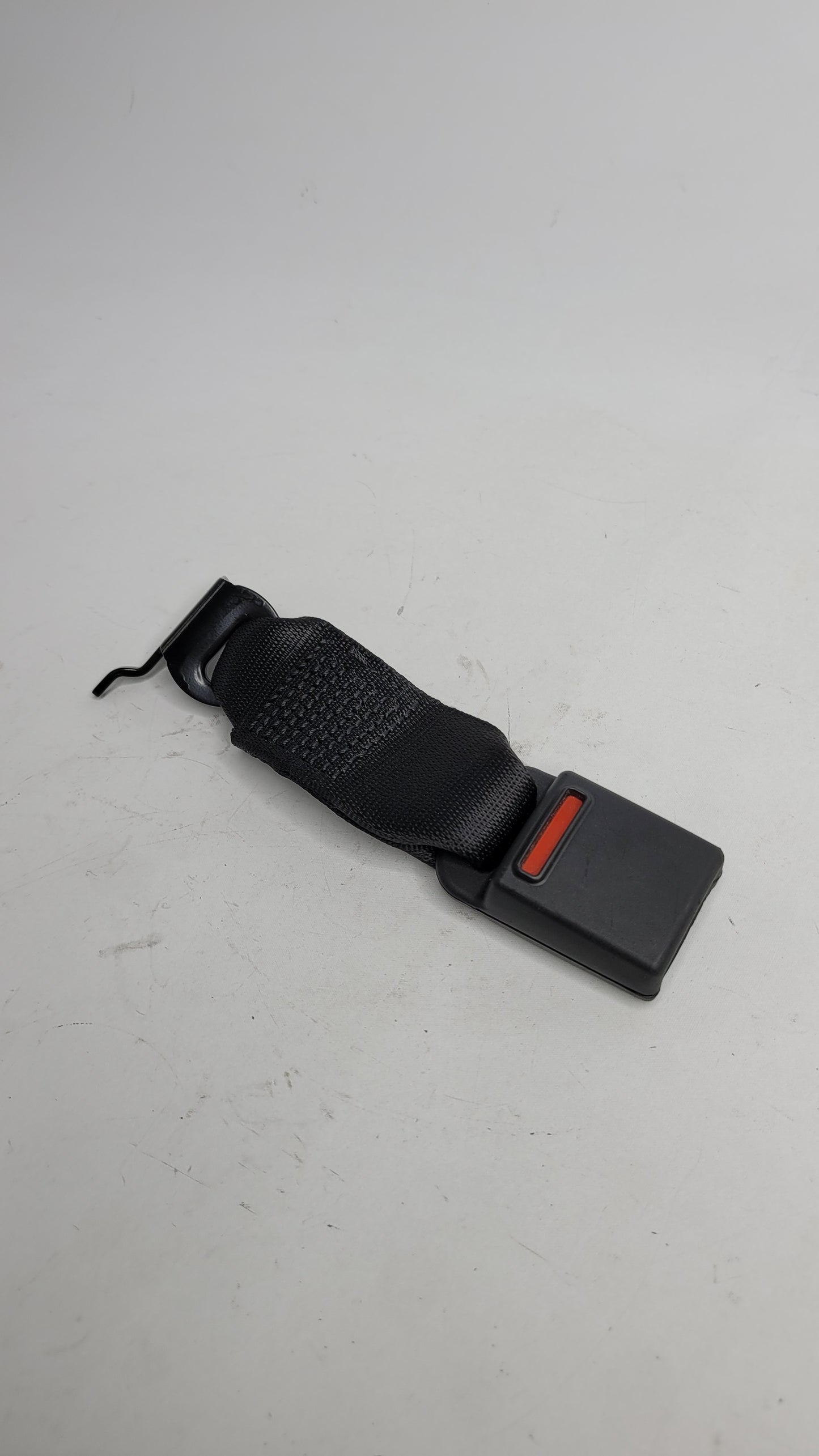 BMW M3 G80 - REAR Centre SEAT BELT Buckle / Receiver 7496283 - MPerformance.parts