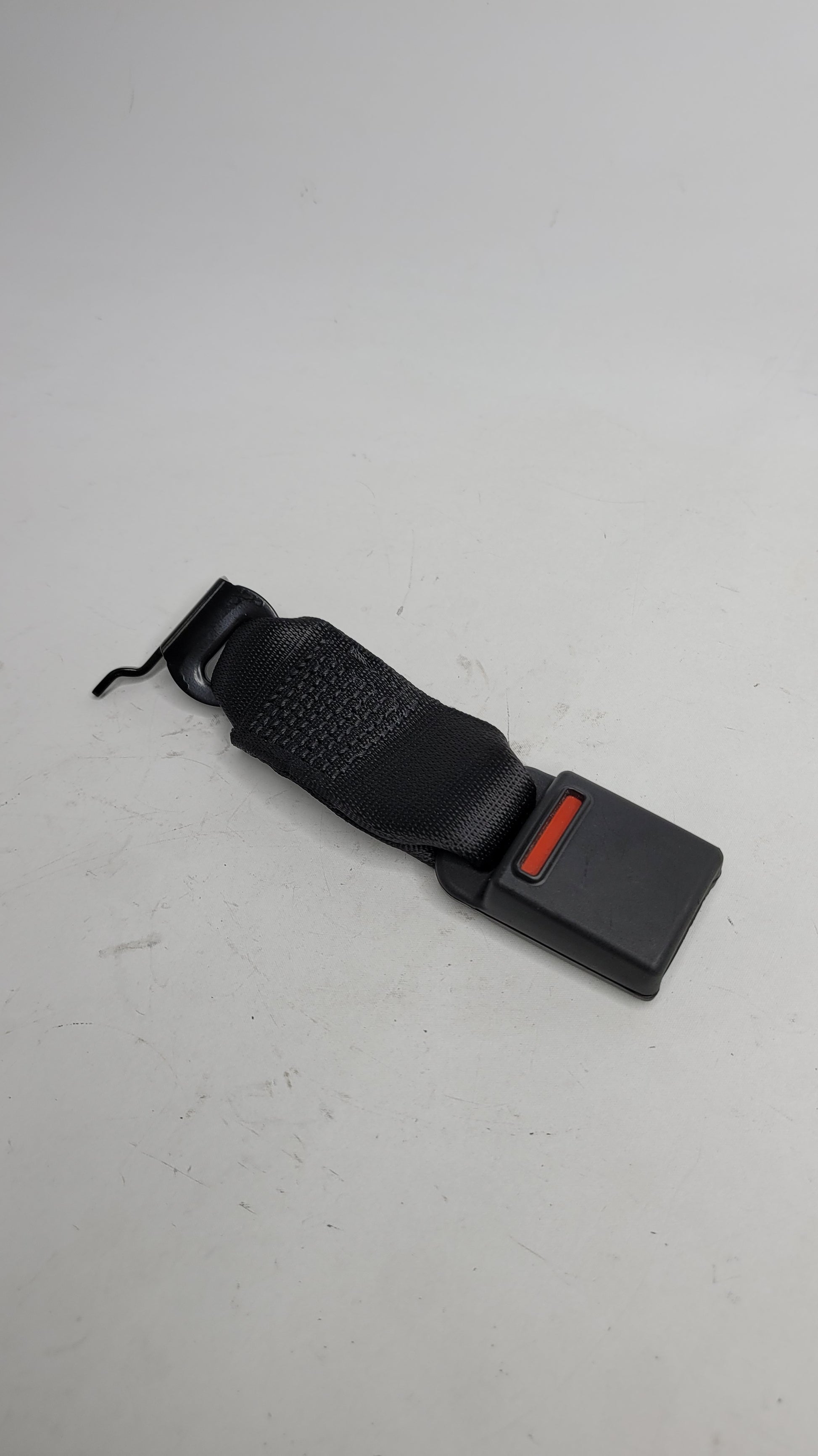 BMW M3 G80 - REAR Centre SEAT BELT Buckle / Receiver 7496283 - MPerformance.parts