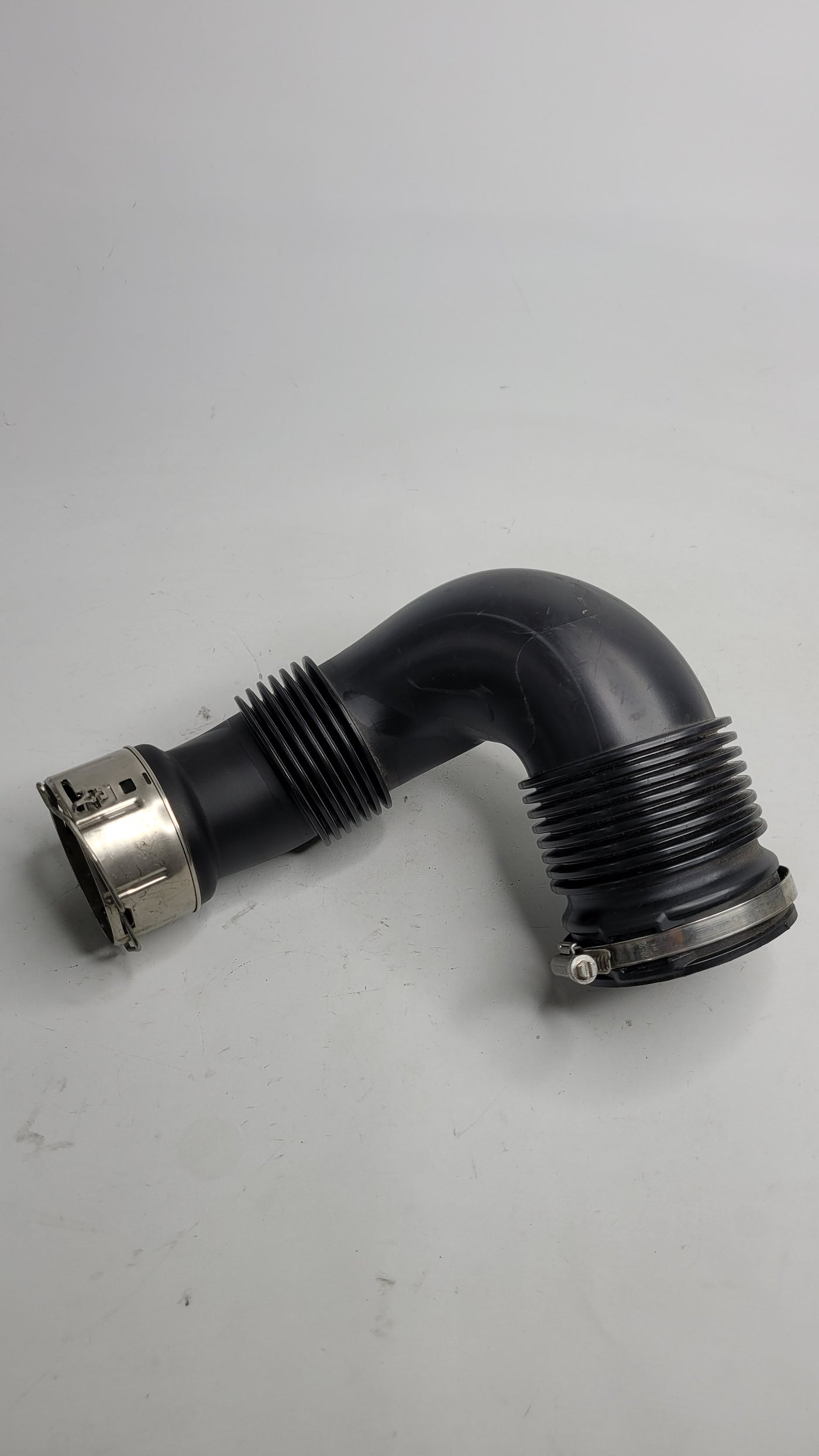 BMW M3 G80 3.0L RWD FRONT RIGHT AIR INTAKE FILTER TUBE HOSE PIPE 8095812 - MPerformance.parts