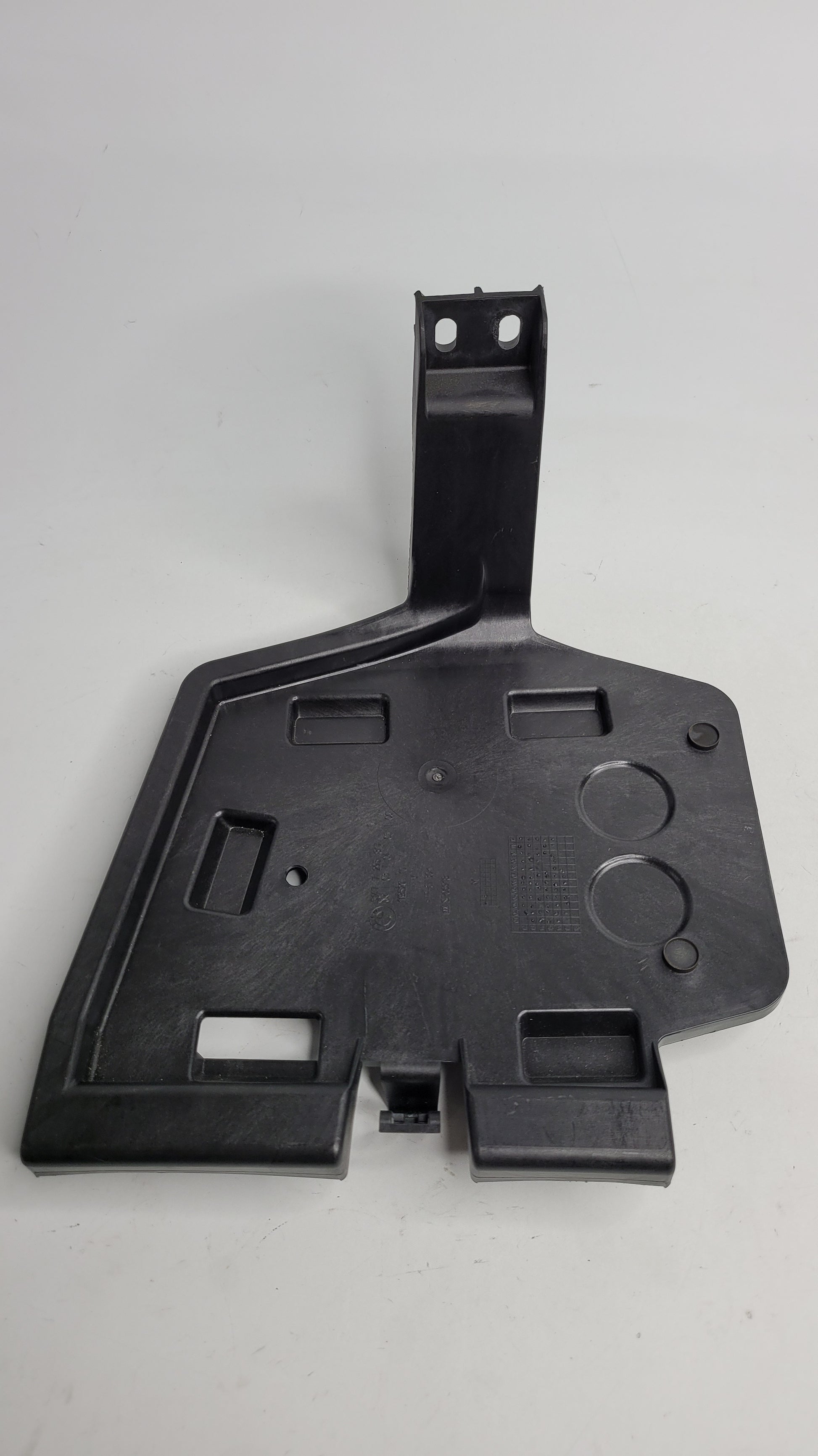 7295817 11252010 BMW F80 Series Plastic Trim Cover Bracket - MPerformance.parts