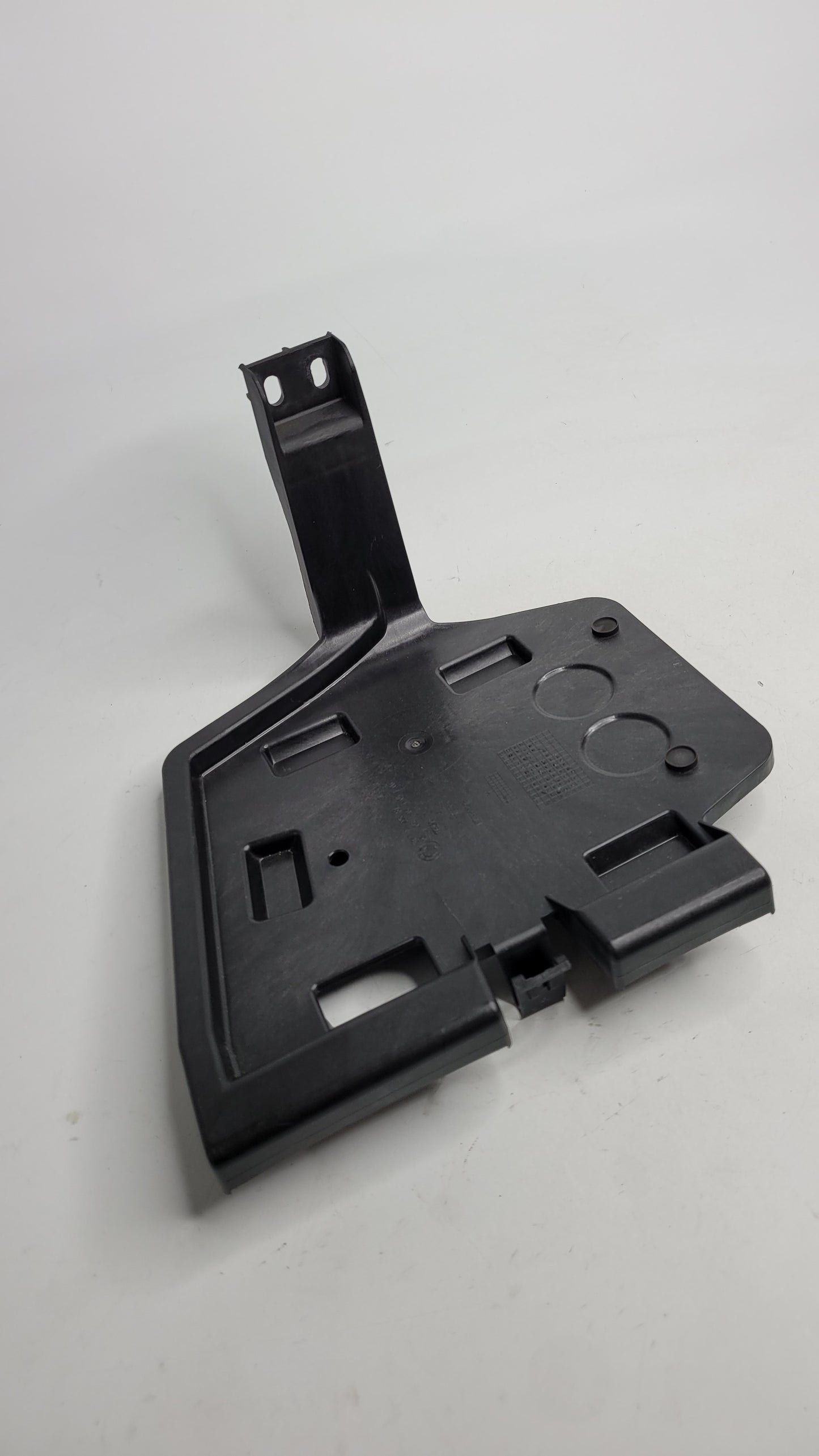 7295817 11252010 BMW F80 Series Plastic Trim Cover Bracket - MPerformance.parts