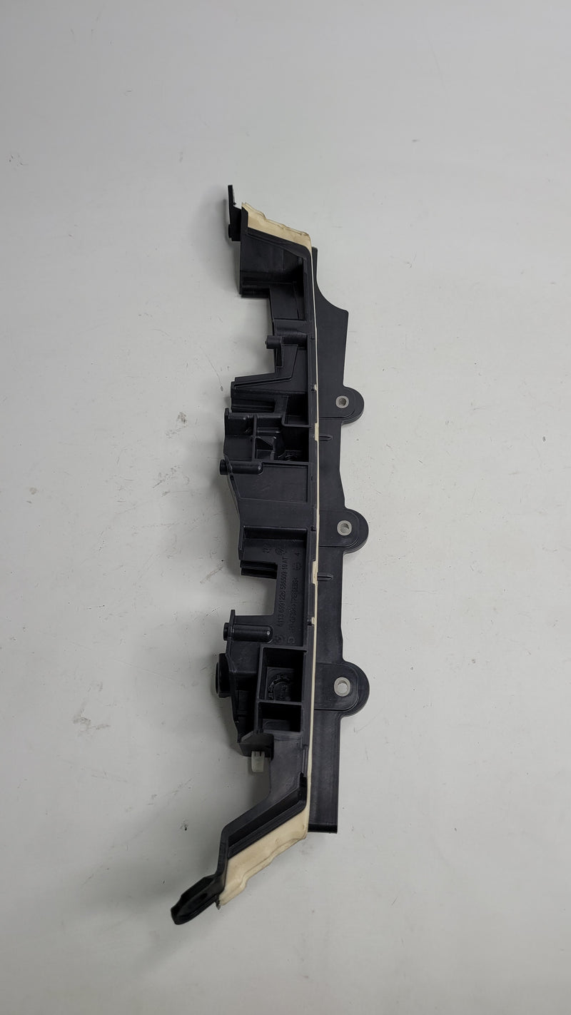 BMW G20 G21 G28 G80 G22 G26 RIGHT LOWER SECTION FIREWALL BULKHEAD TRIM 6991226 - MPerformance.parts