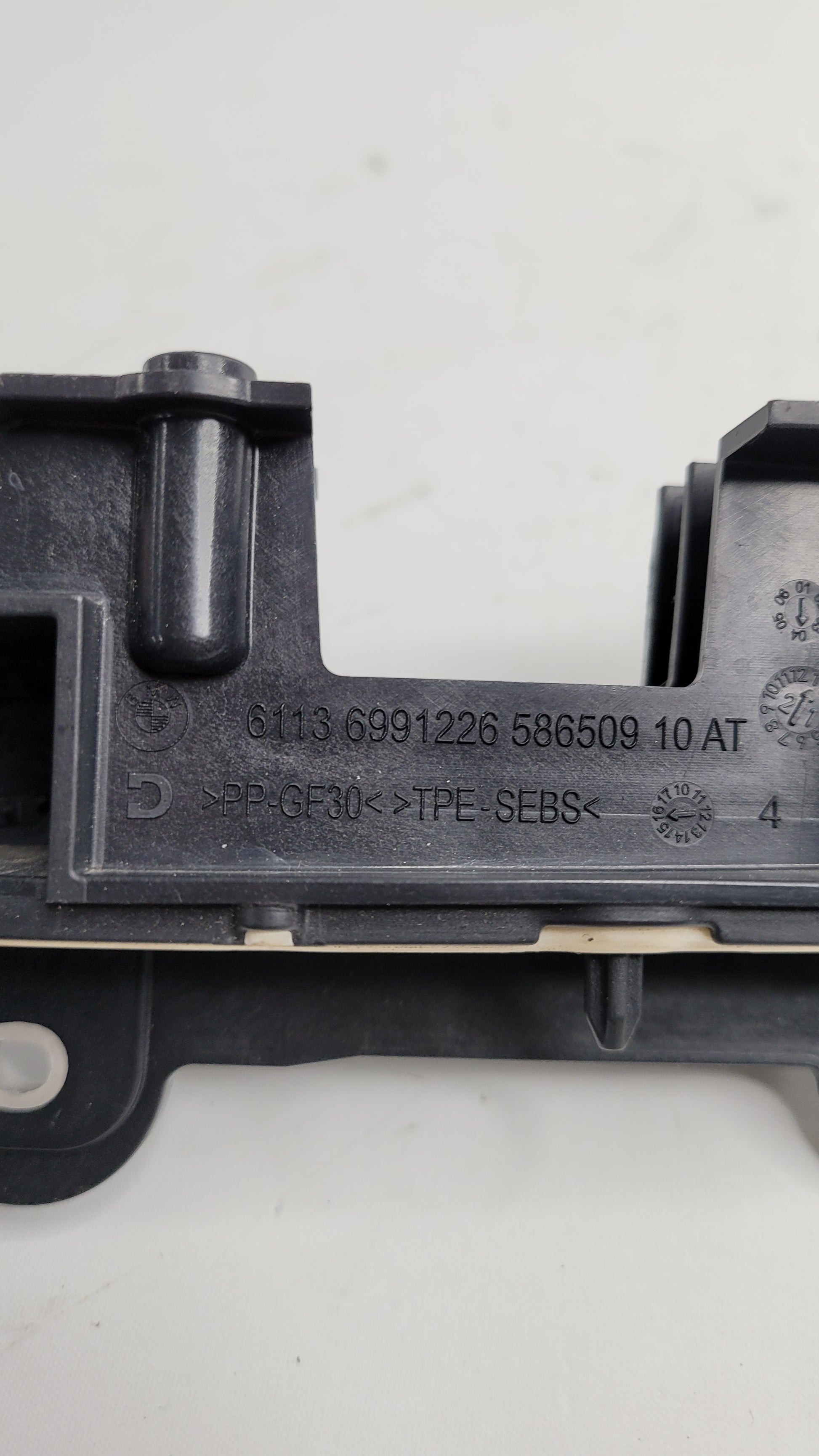 BMW G20 G21 G28 G80 G22 G26 RIGHT LOWER SECTION FIREWALL BULKHEAD TRIM 6991226 - MPerformance.parts